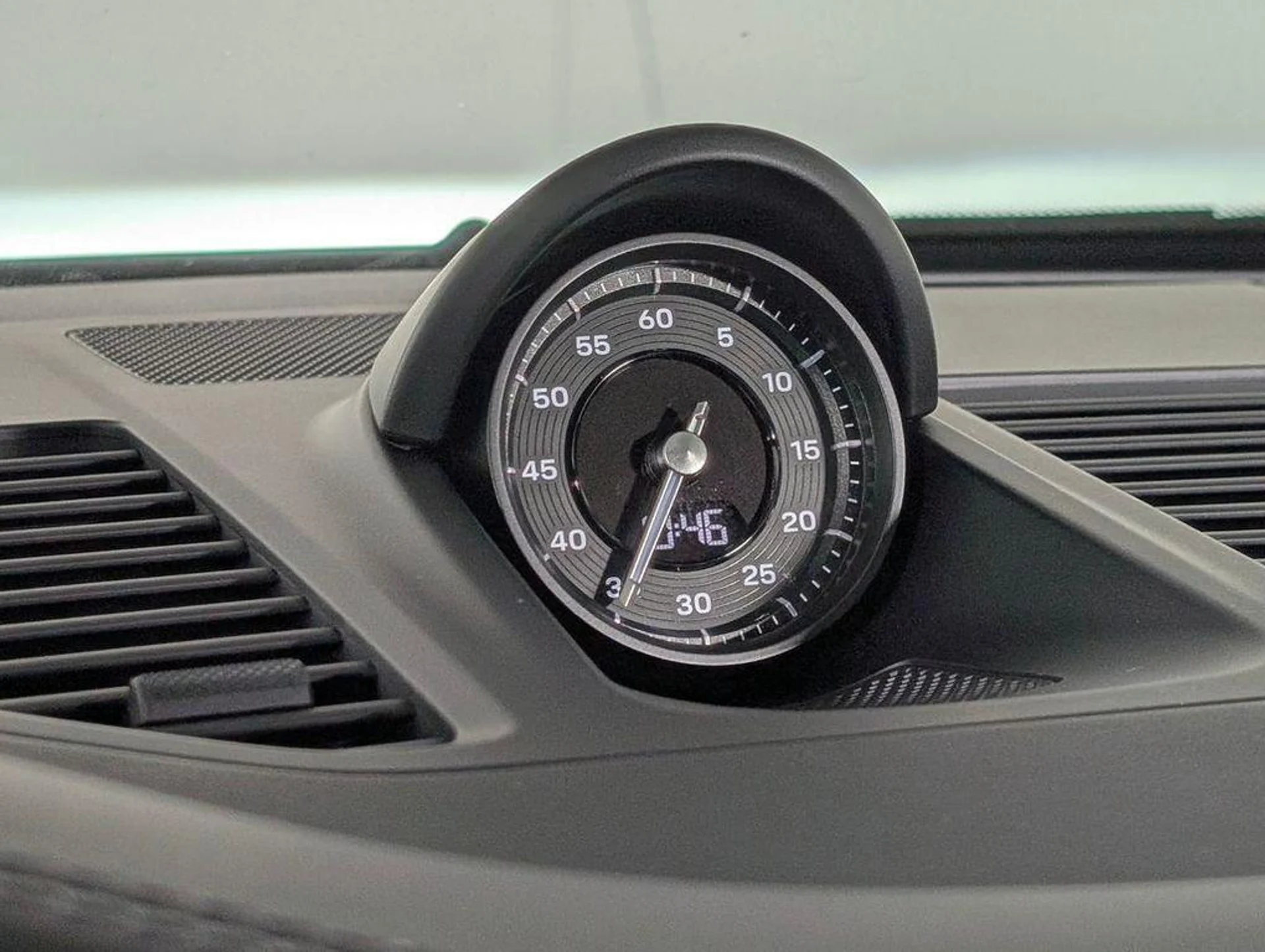 mph028_2048850051_HO_Bivvh_XSGQA_Hcqvv_SH_4crn_Q_26f0c5344c