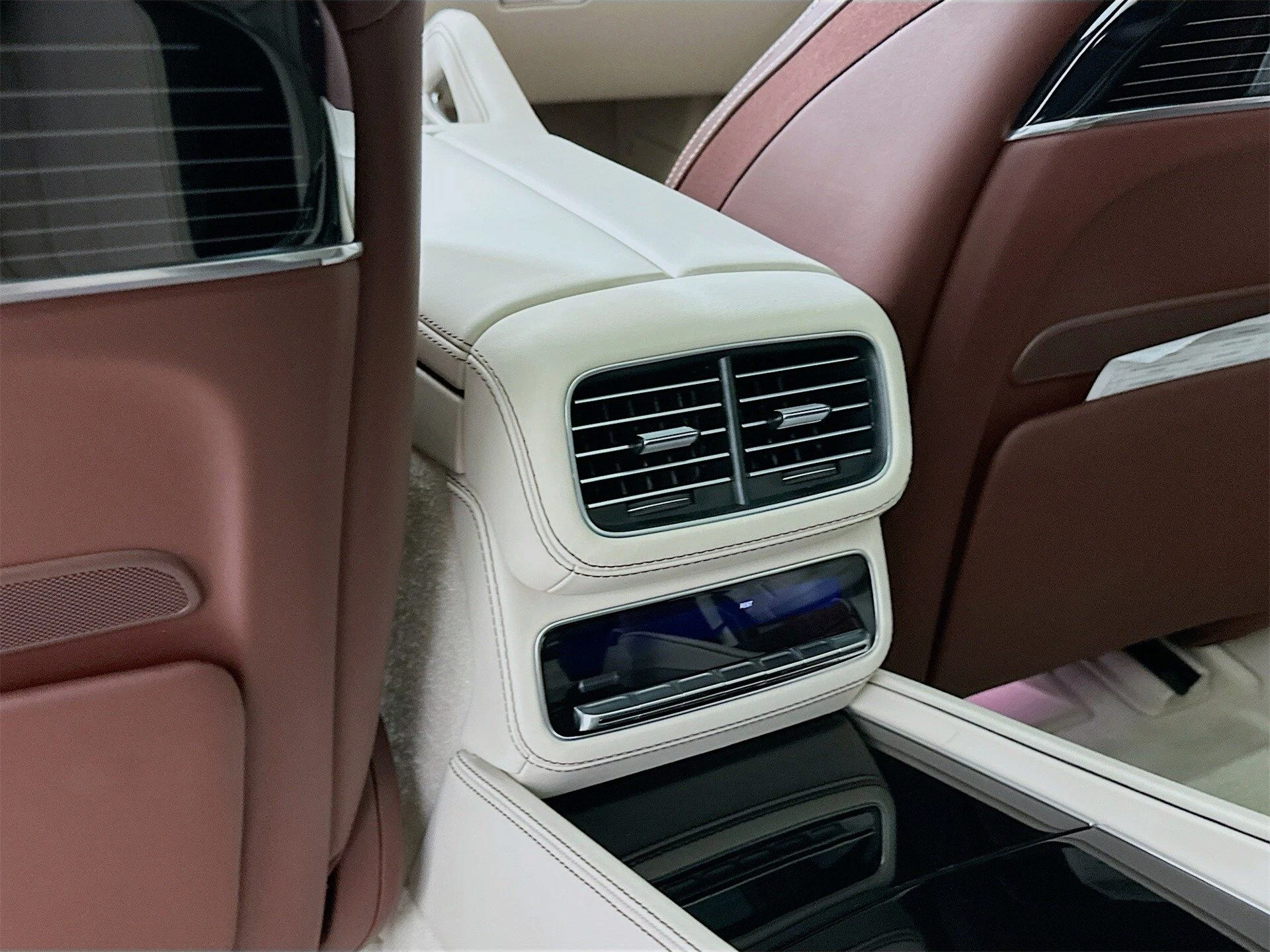 mph028_205441377_17160021f0c8e8e6c606d475ae7efd61x_9c8848bea2