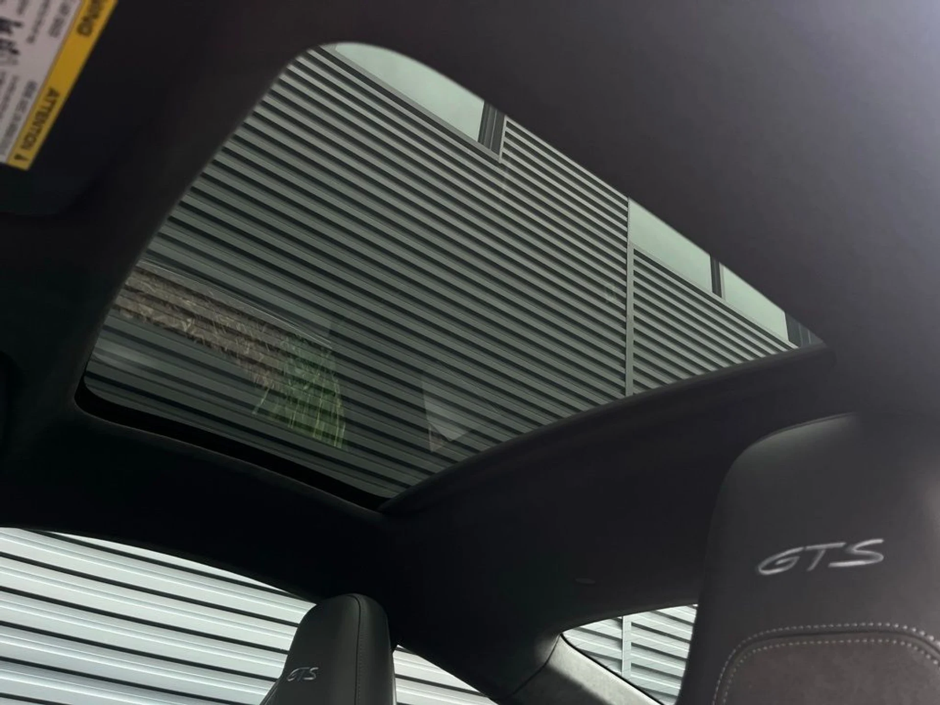 mph028_2060808576_90167b784f91f7f3bd022c1848bebed6_1d6d257e53