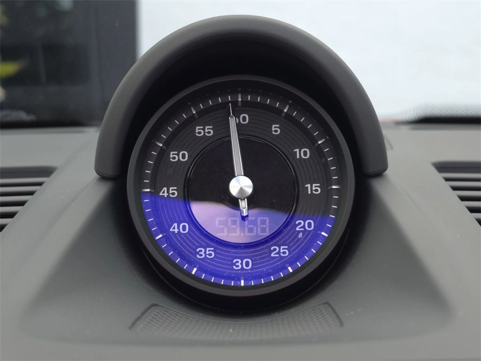 mph028_206282958_d1e479707212b97b1292c79a3e137c1a_5ca3be22c0