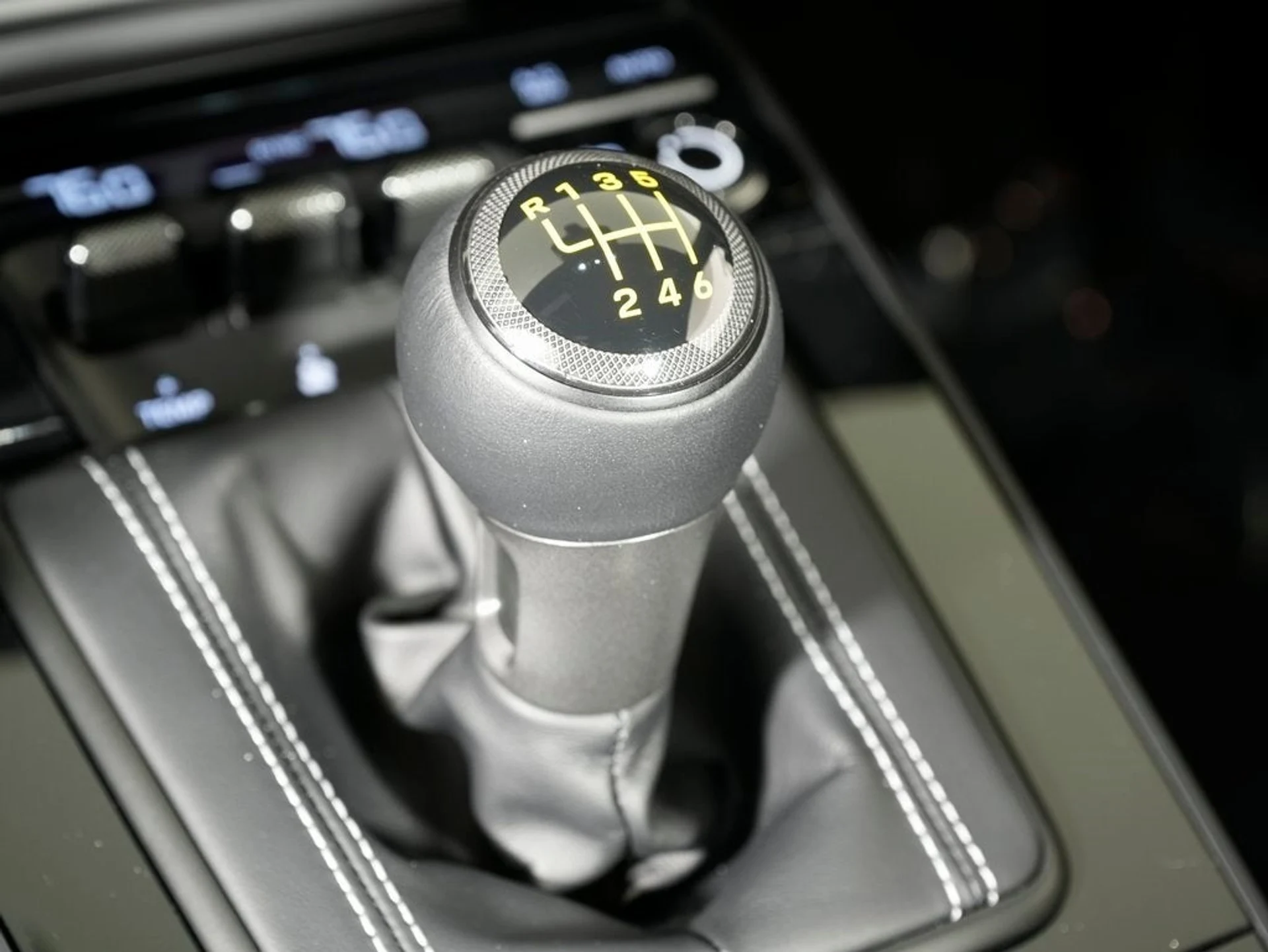 mph028_2071072874_29_a670b37a70