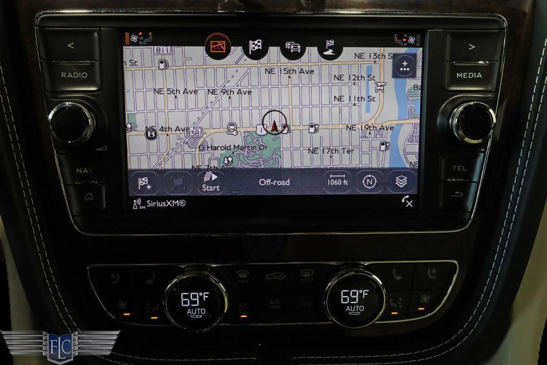 mph028_20719116_used_2018_bentley_bentayga_onyxeditionawd_9689_22935440_29_1024_bde6299dca