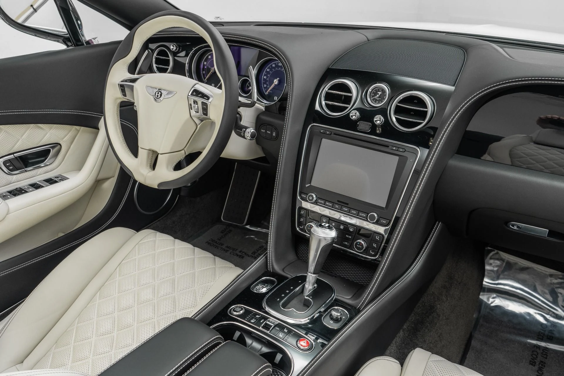 mph028_2077771840_Used_2016_Bentley_Continental_GT_V8_S_Convertible_1772485417_ff5f3a6026