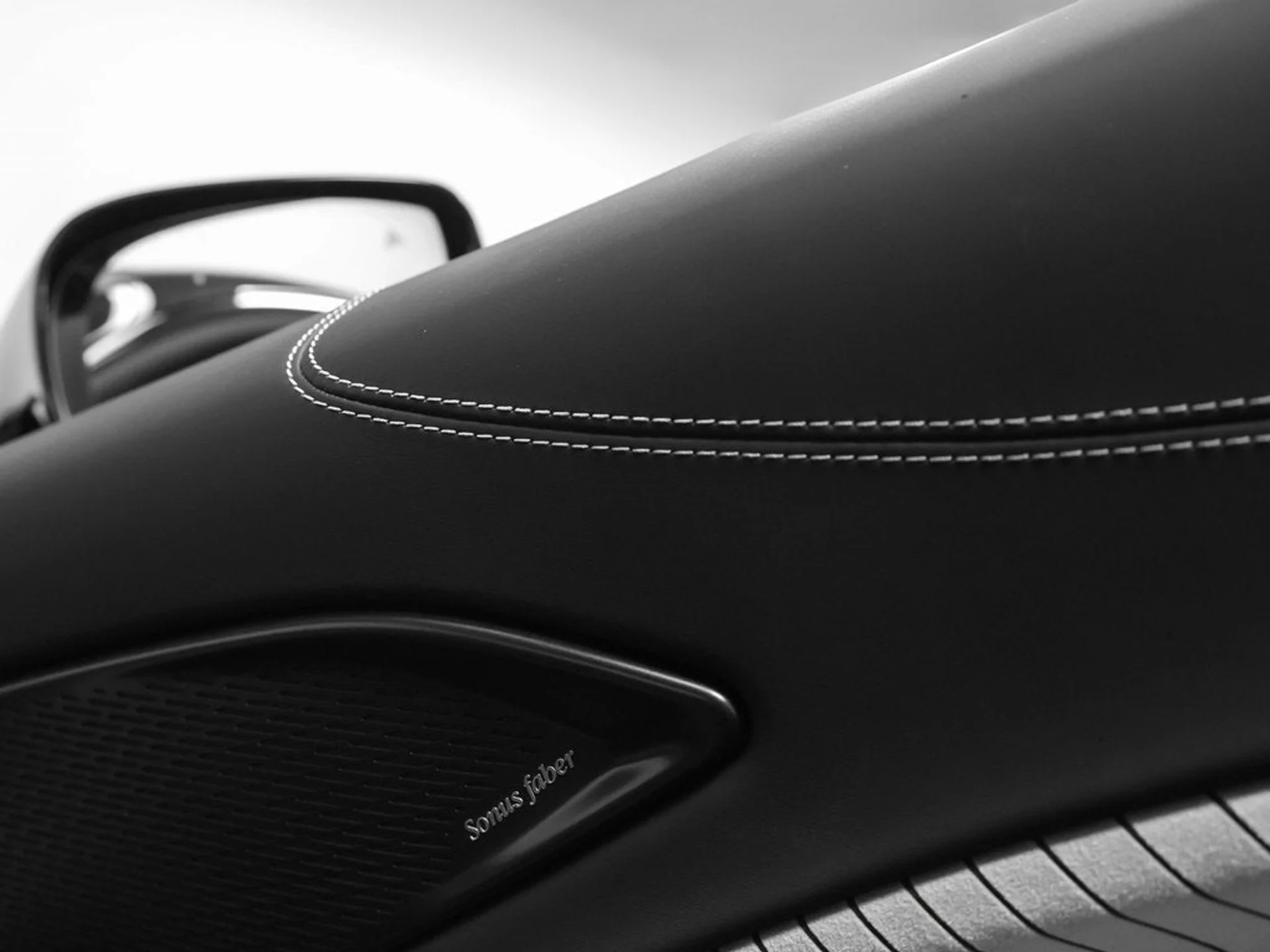 mph028_2081139847_29_41621fa26c