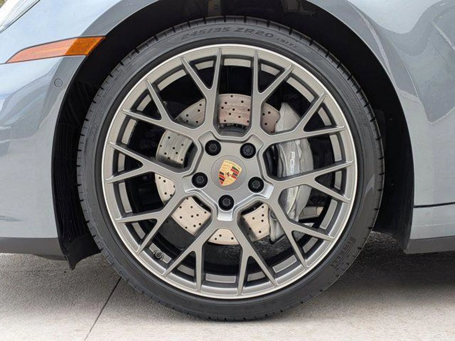 mph028_2082527119_WQR_8_OP_Ph511a_E0_U_Vybx1ex_Ha1r_M_7123c2a7e3