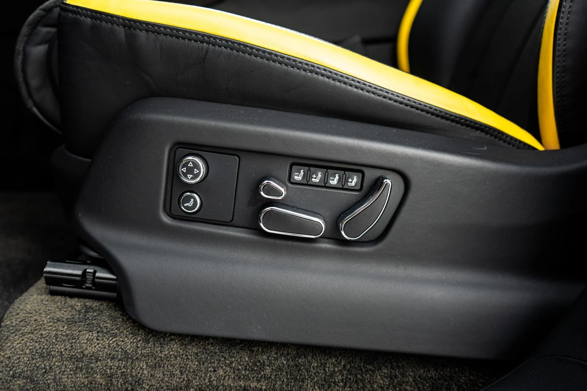 mph028_2086703392_b92a5831_fe41_4967_8609_69f36ec7b5f1_059959e2a3