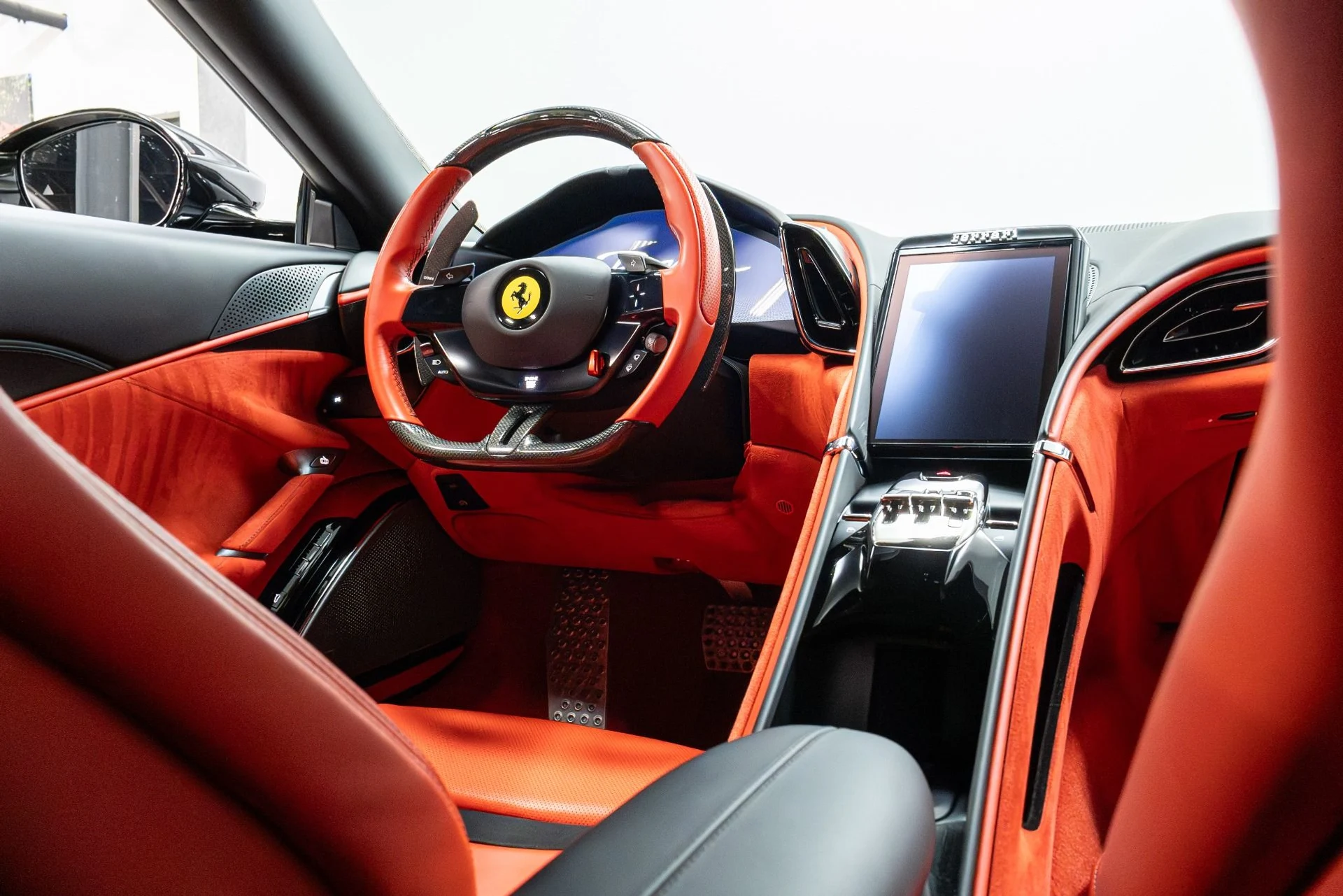 mph028_2090450315_Used_2022_Ferrari_Roma_1775684538_2752abe0ea