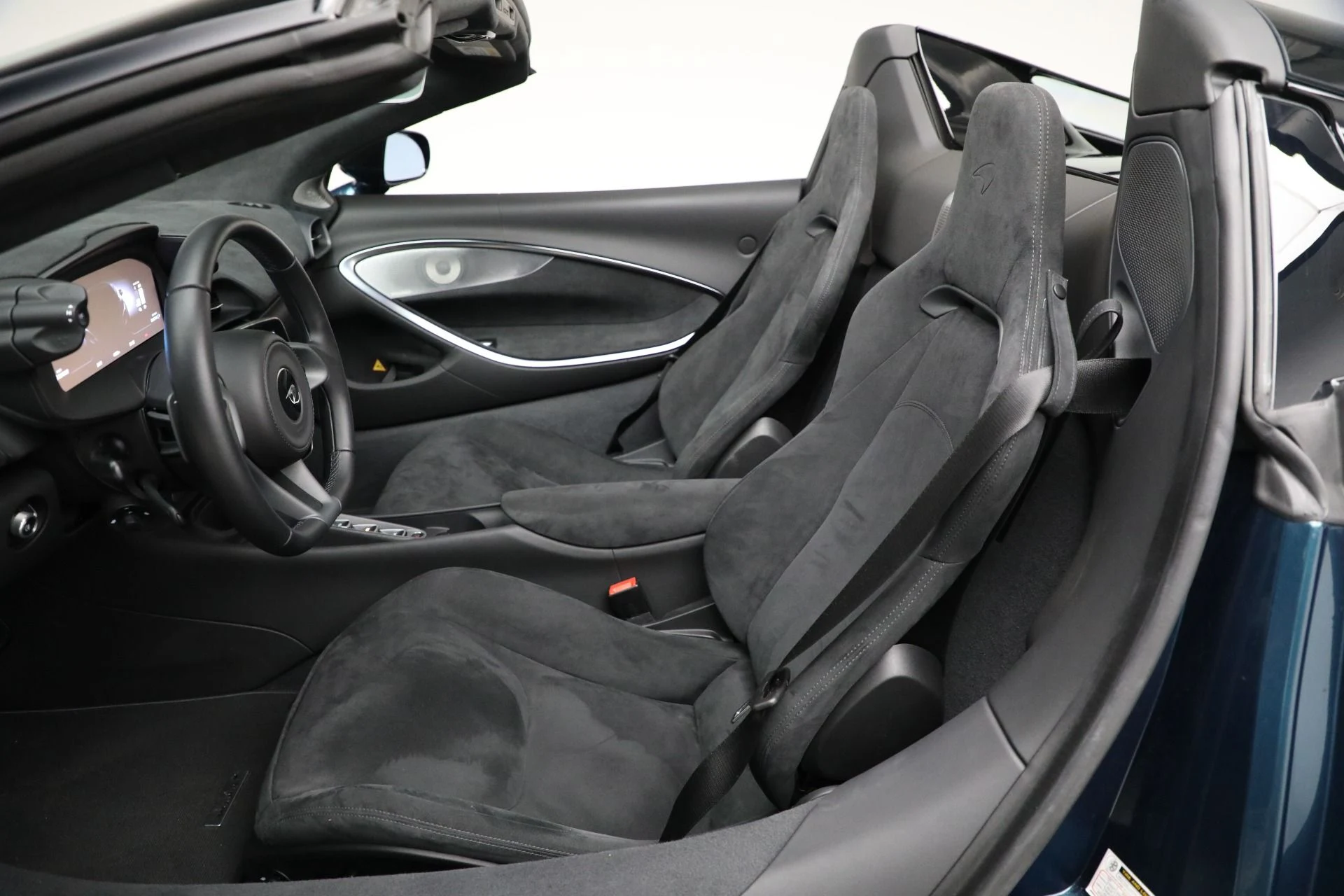 mph028_2092570556_Used_2025_Mc_Laren_Artura_Spider_dd8ddce1ee