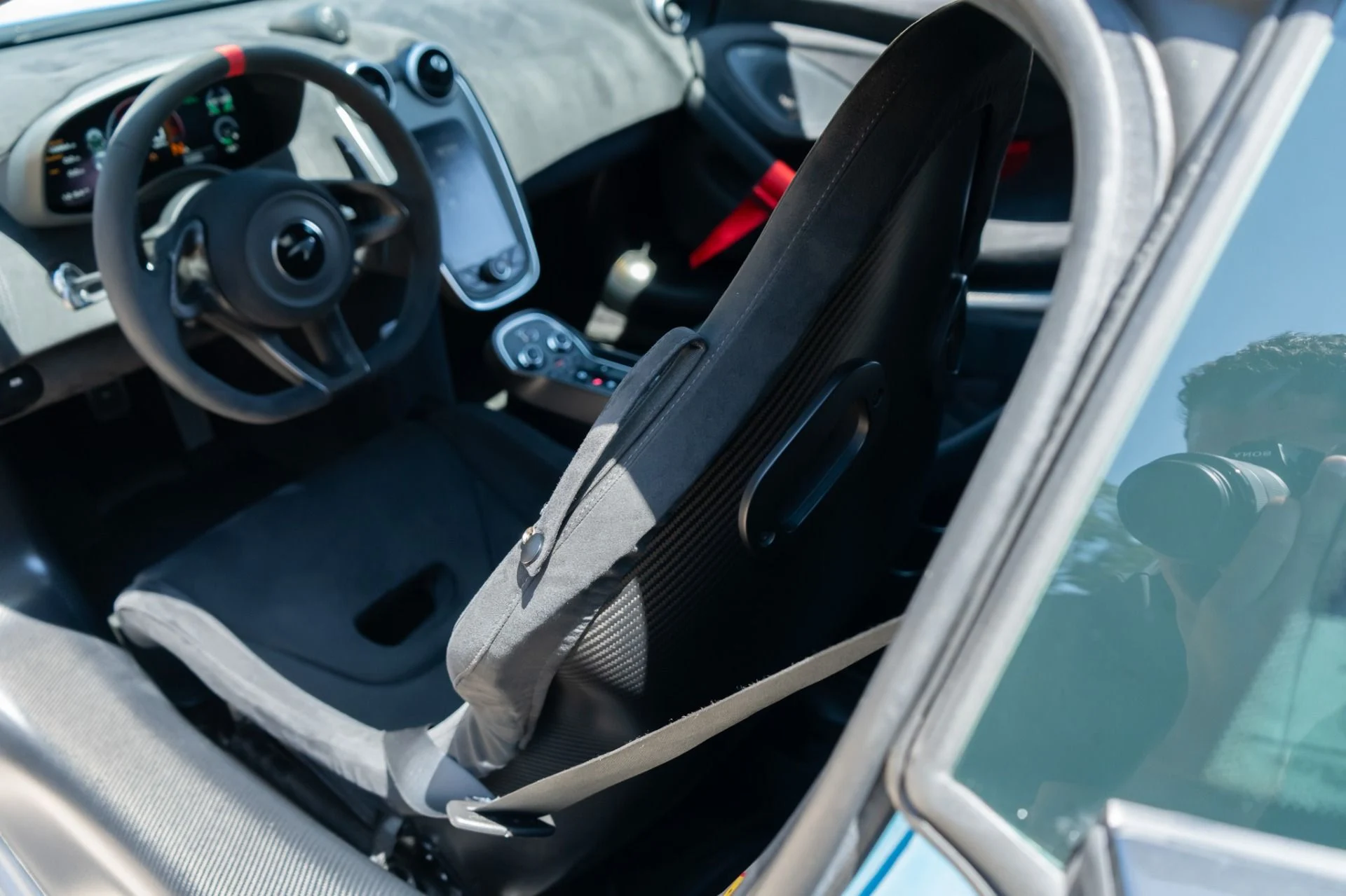 mph028_2098294075_Used_2020_Mc_Laren_620_R_1787598214_04cf6b033f