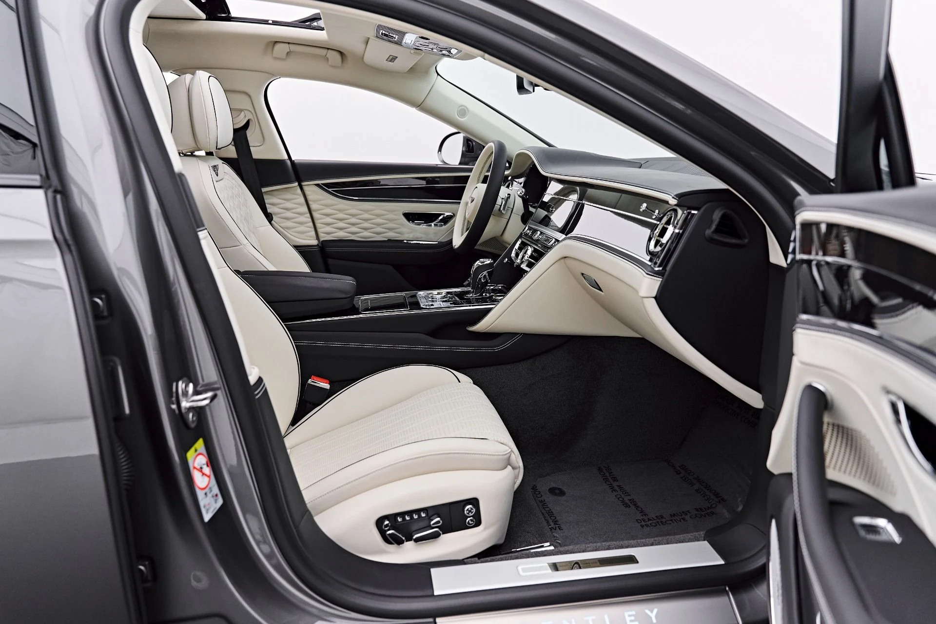 mph028_2099366339_Used_2022_Bentley_Flying_Spur_W12_1786226183_4ca06464d5