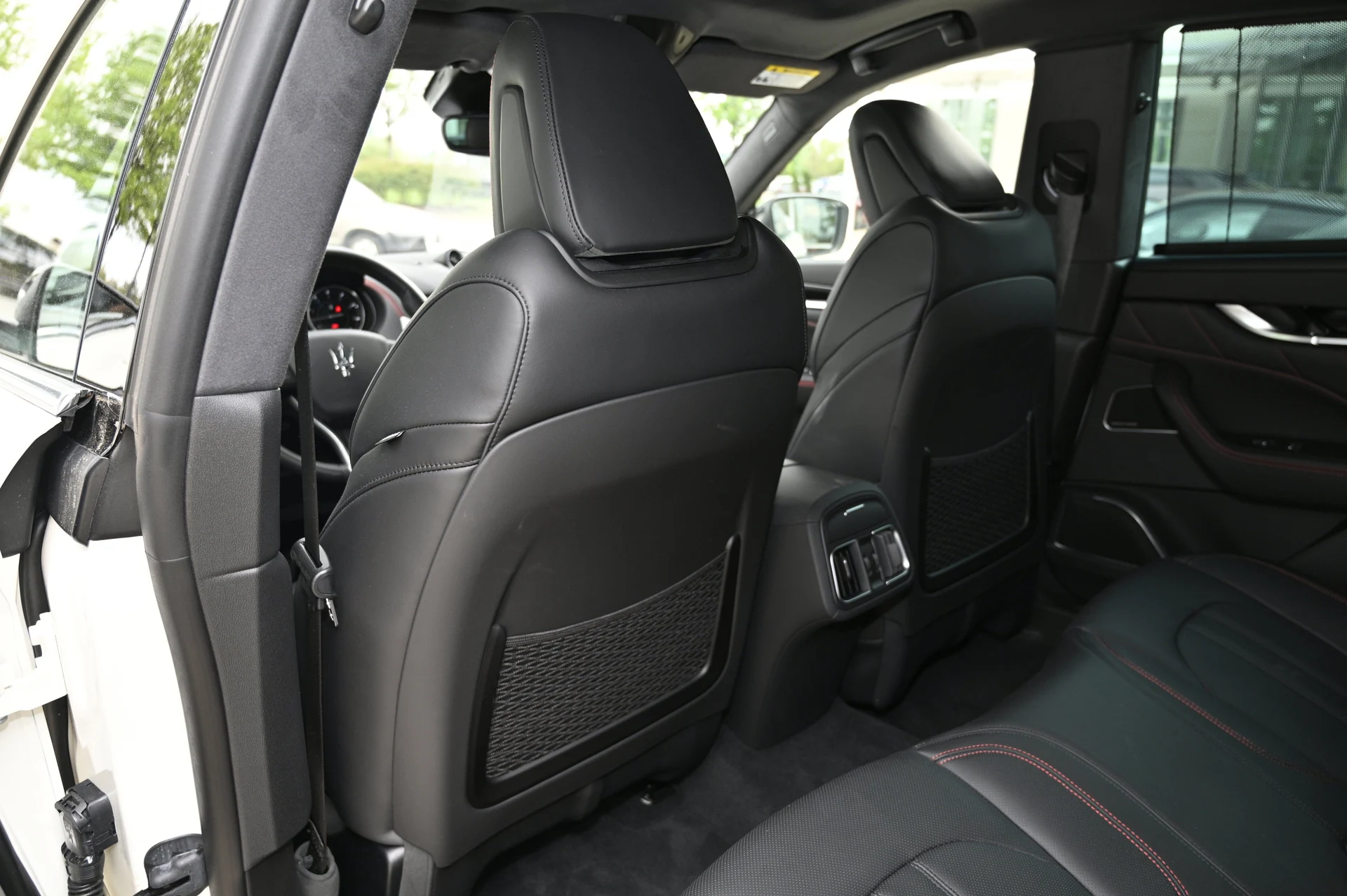 mph028_2100117062_49d9a1bd30414fb6849aa92679616dfe_5789959402