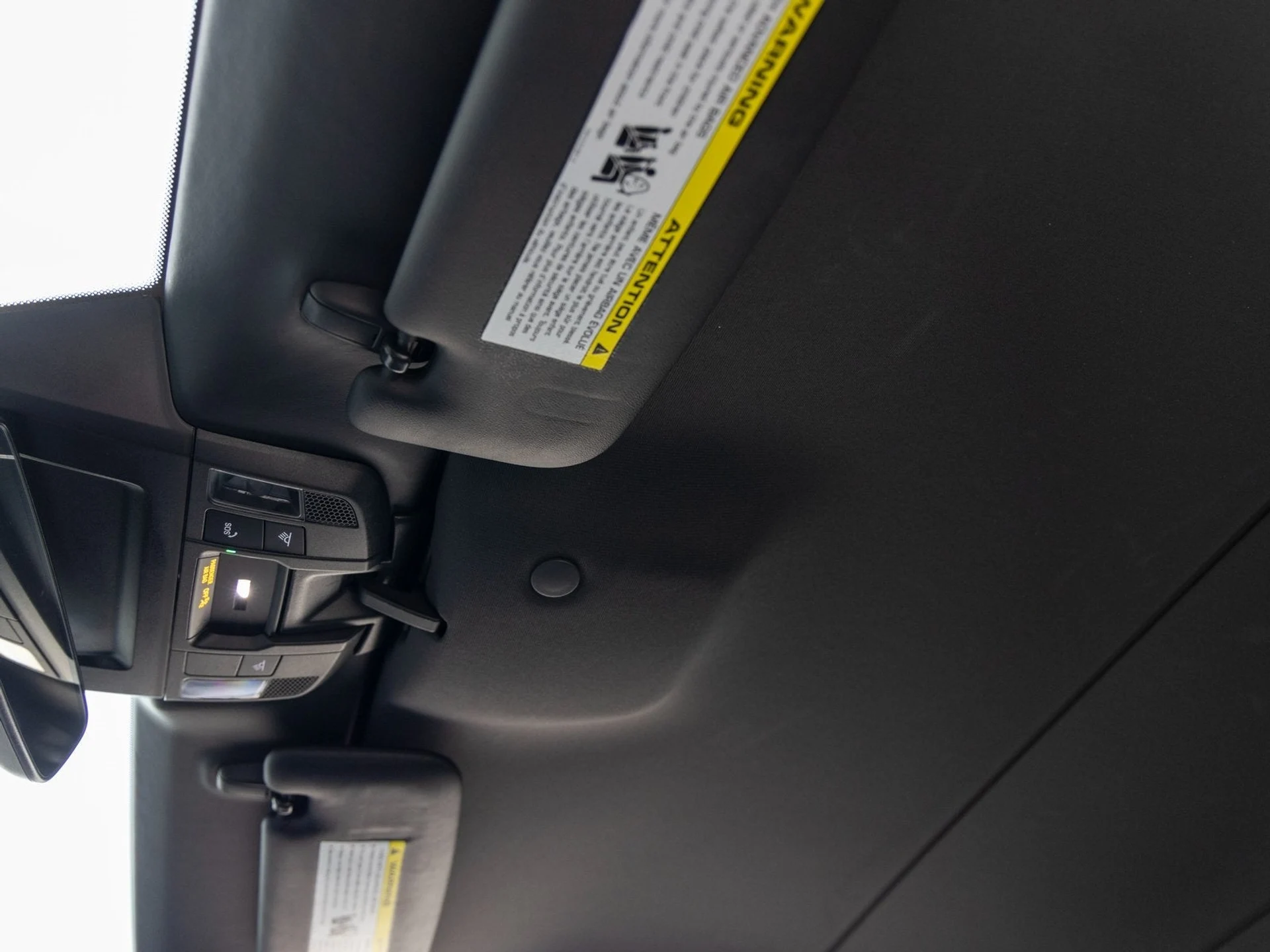 mph028_210152654_29_15f5327989