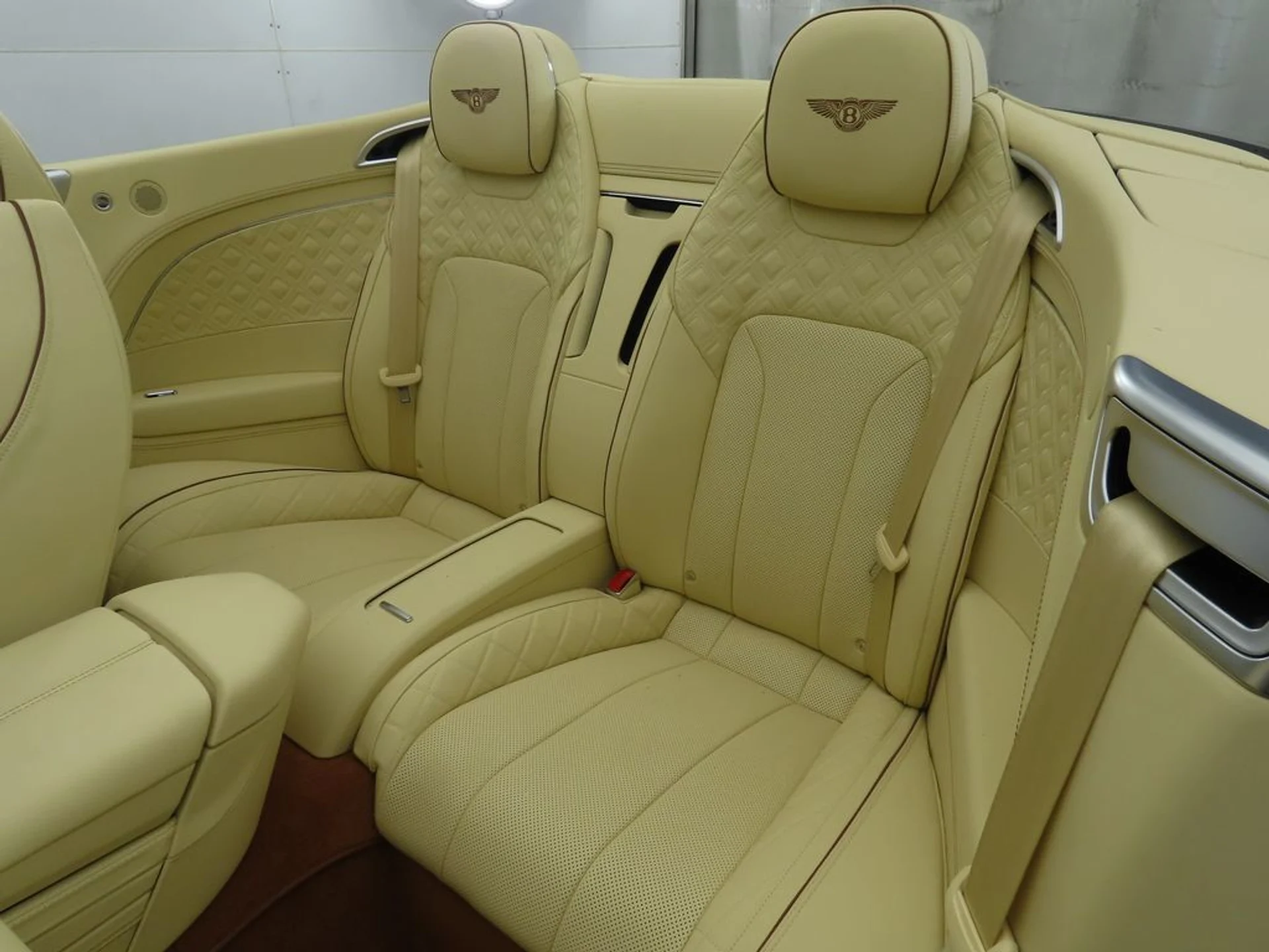 mph028_210853466_used_2022_bentley_continental_gtmullinerconvertible_8119_22887196_29_1024_bf803950f8
