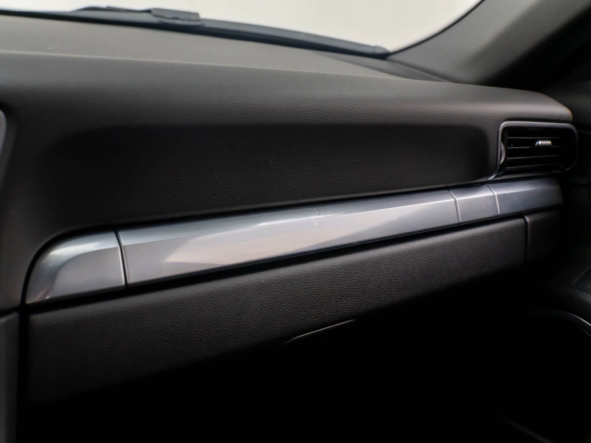 mph028_210870703_661610fbeadc7a5b551b5b8c4ccdf2c9x_7d95545157