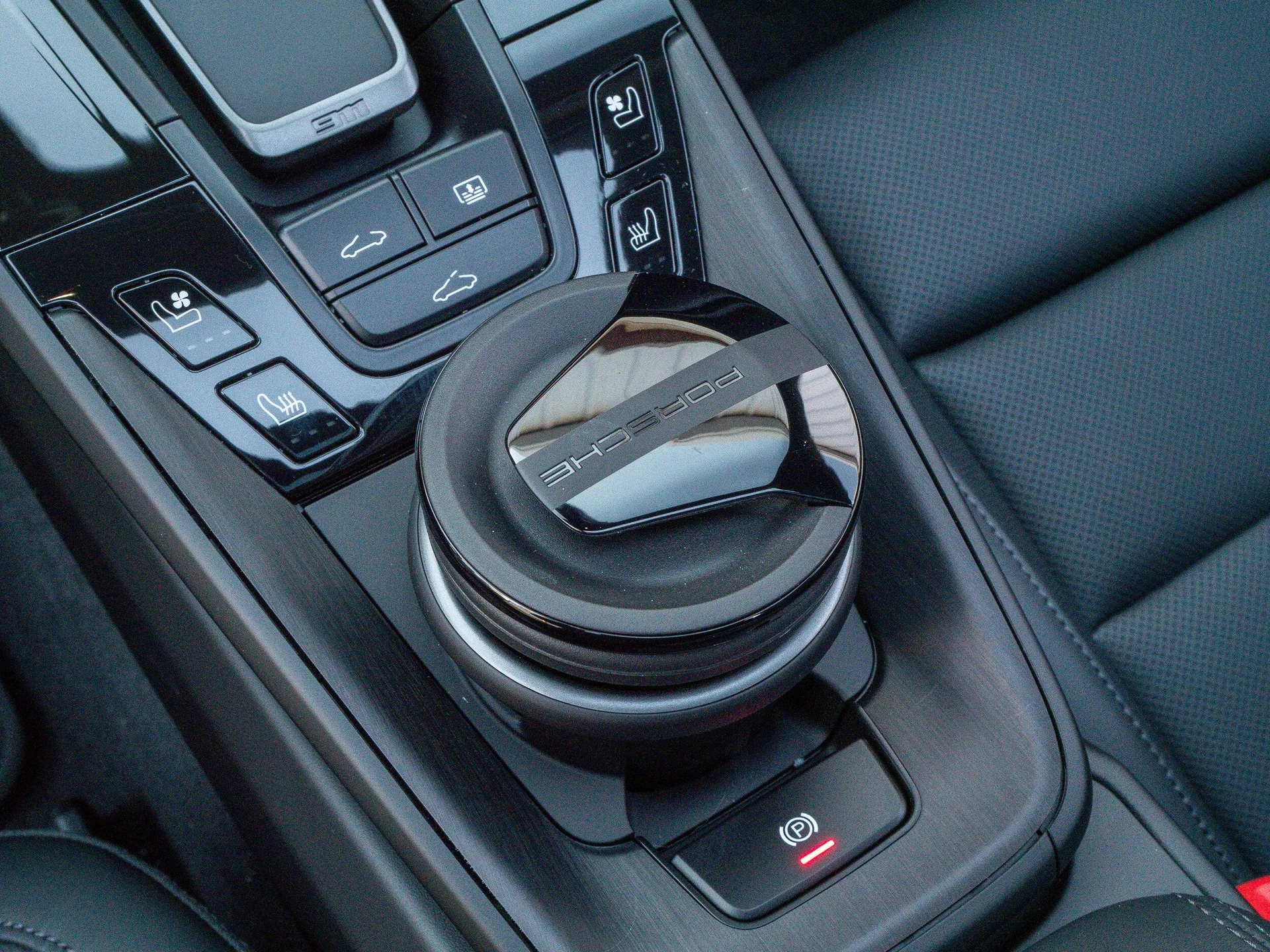 mph028_210902670_7a8e2654fb3dedd7f491419e7ef24e28x_9a62b26008