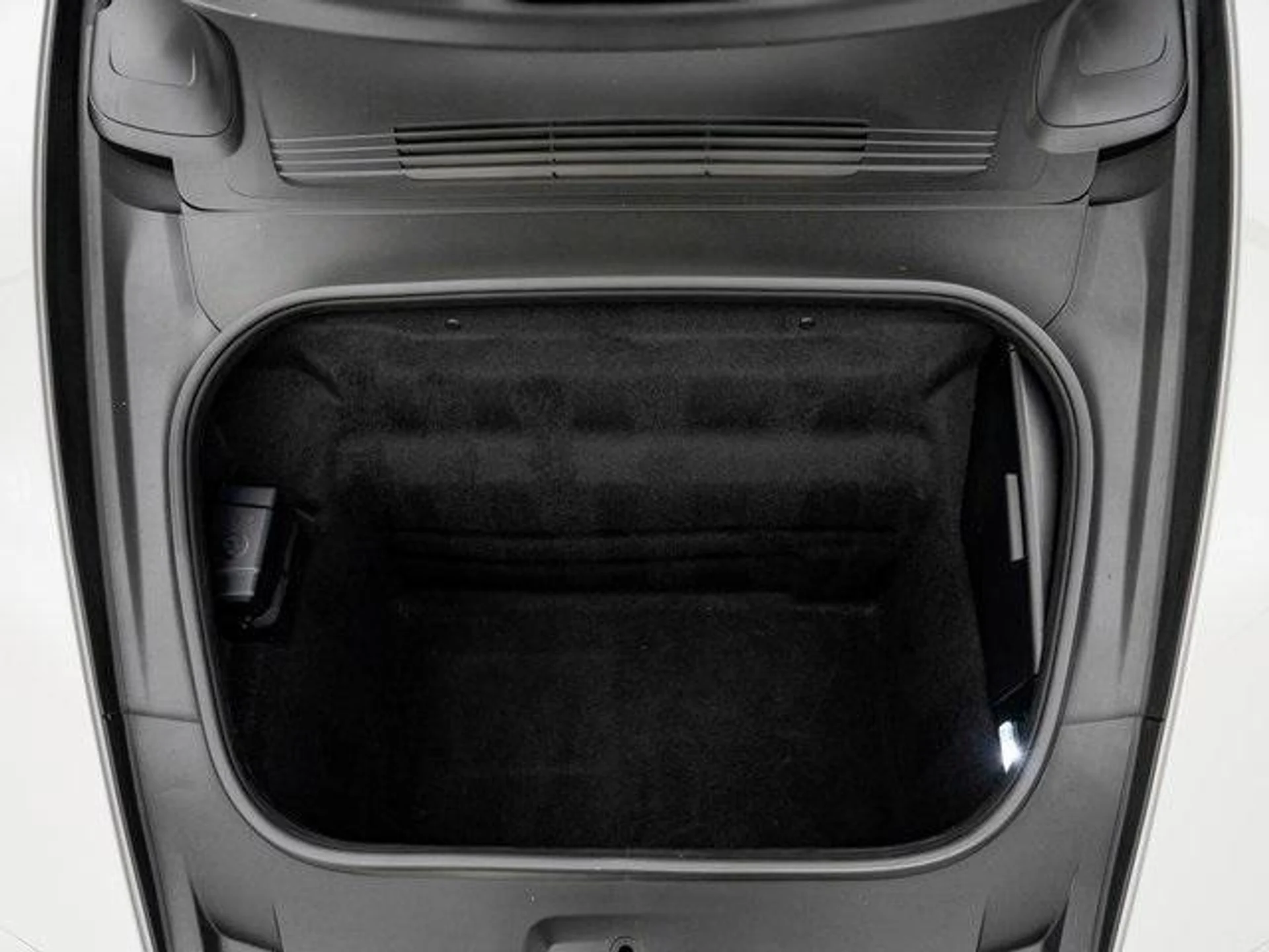 mph028_211417351_Szkxj79h1w2_V_Pyq4_Cp_K_Iu_YR_Jg_4de9b43744