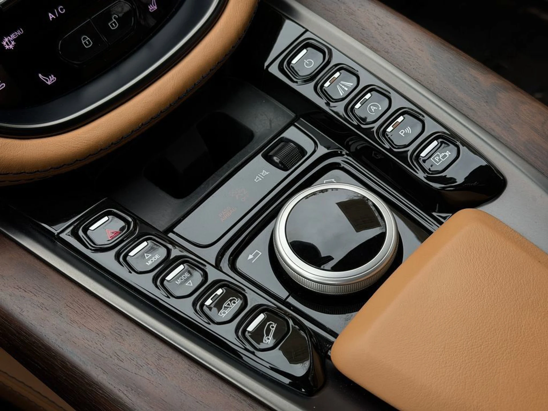 mph028_2131813212_dc5b3bc198c44880ad454a0a9f0da362_52d1eea8c2