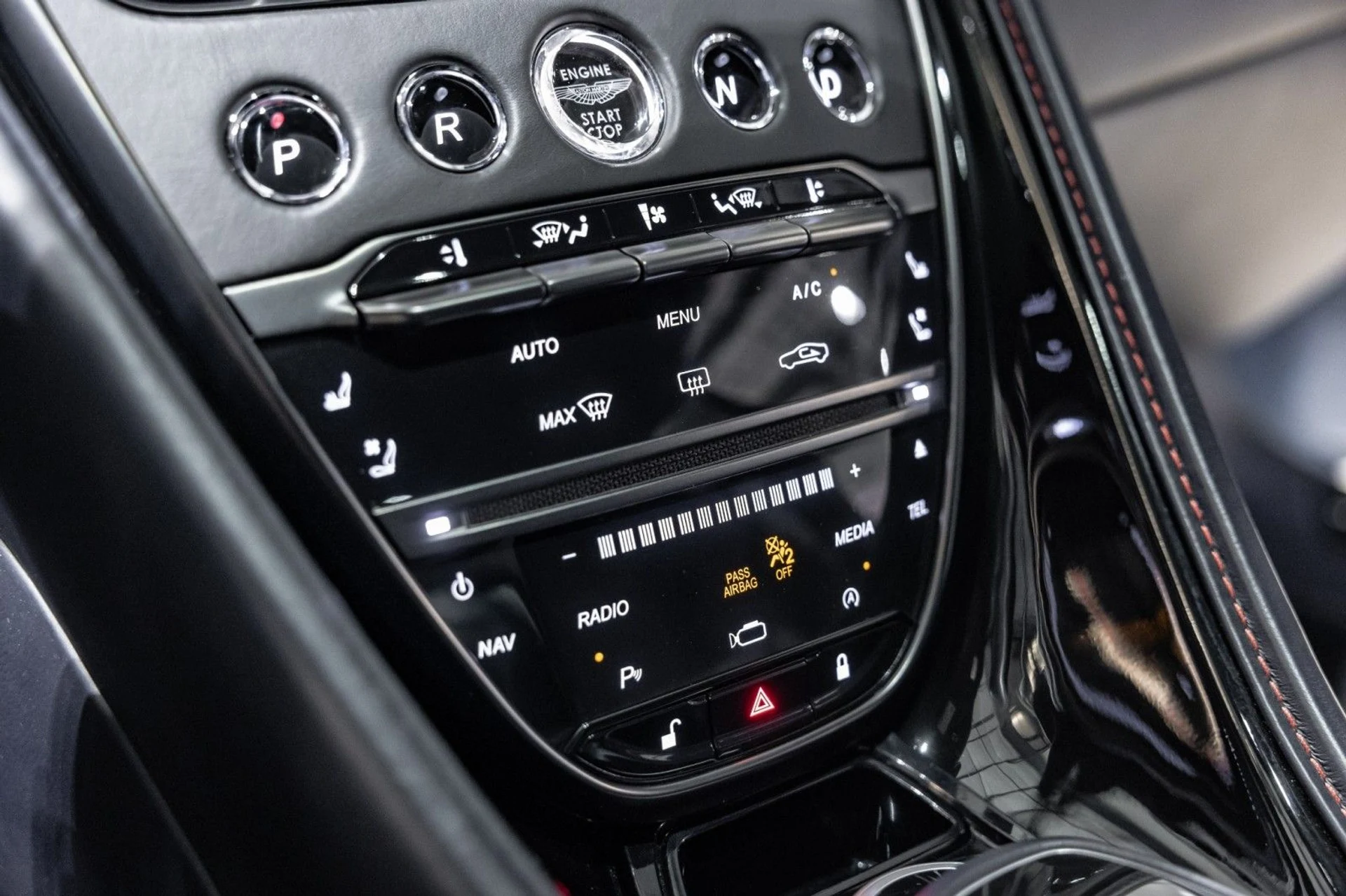 mph028_21340897_Hg_e7ce980d22