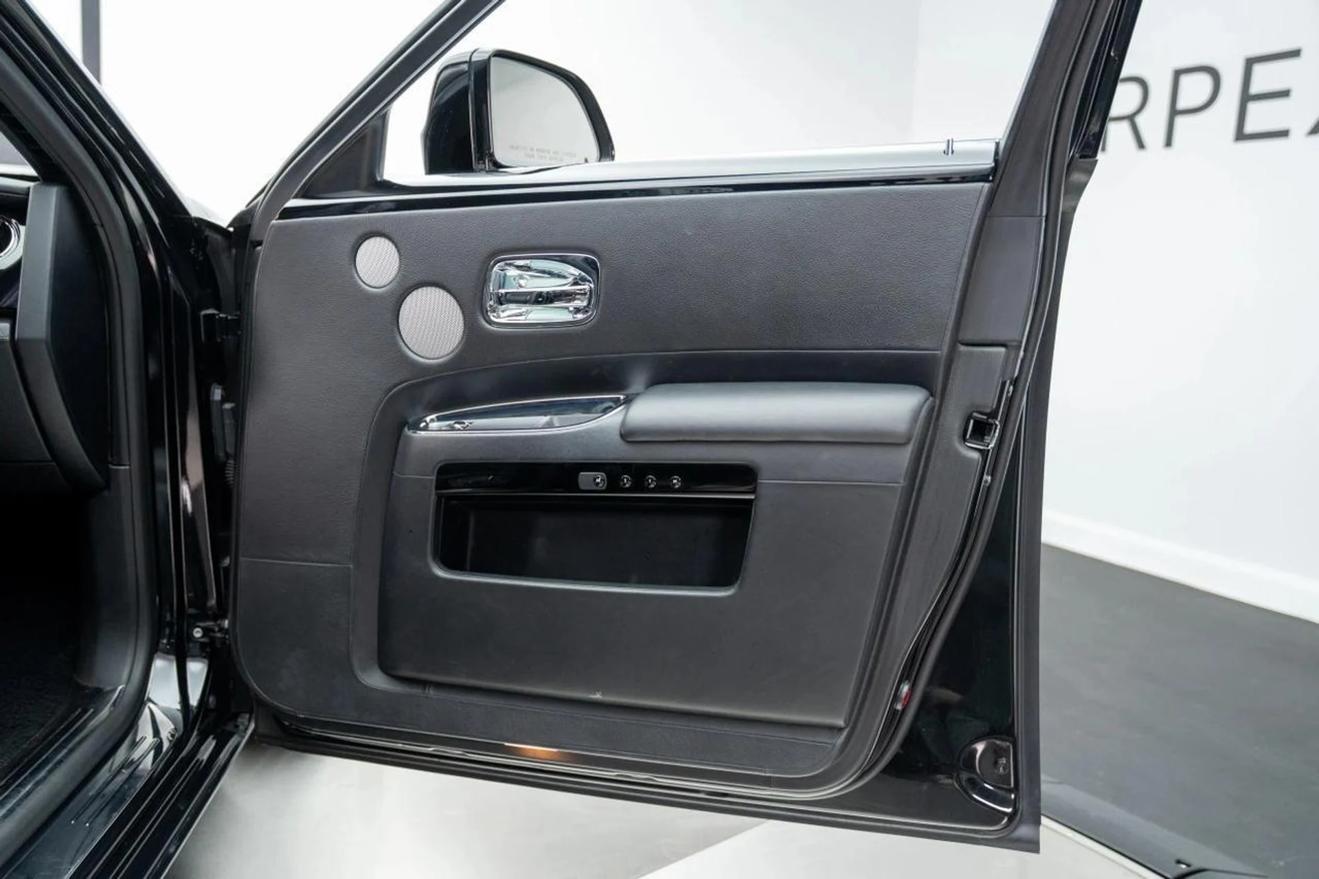 mph028_2135124023_7222c3218693546643363a743b0f3db2_7be8bbb3db