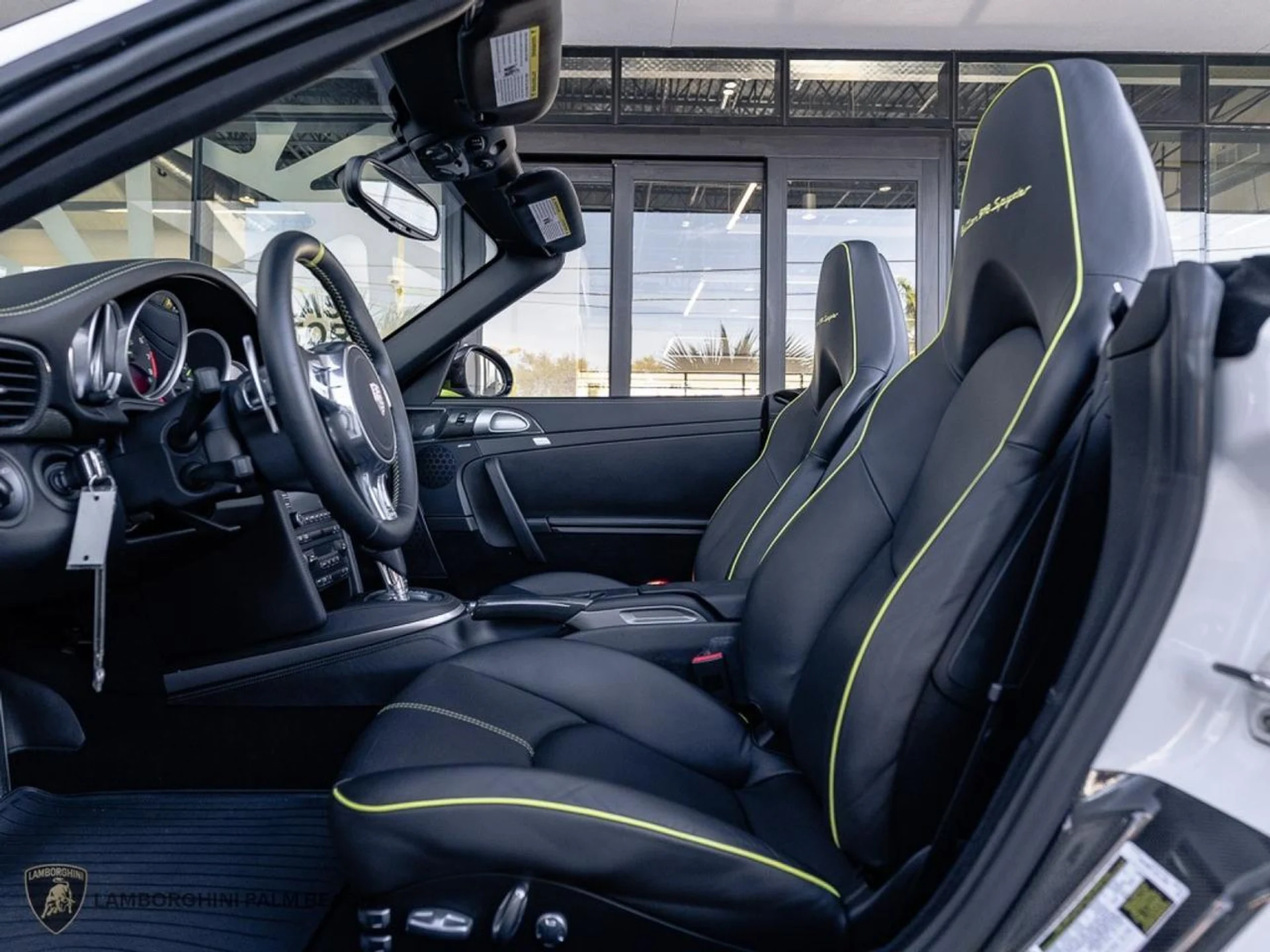 mph028_2138547718_196320806a184b61ac5403f109d343d7_ec7ed11edd