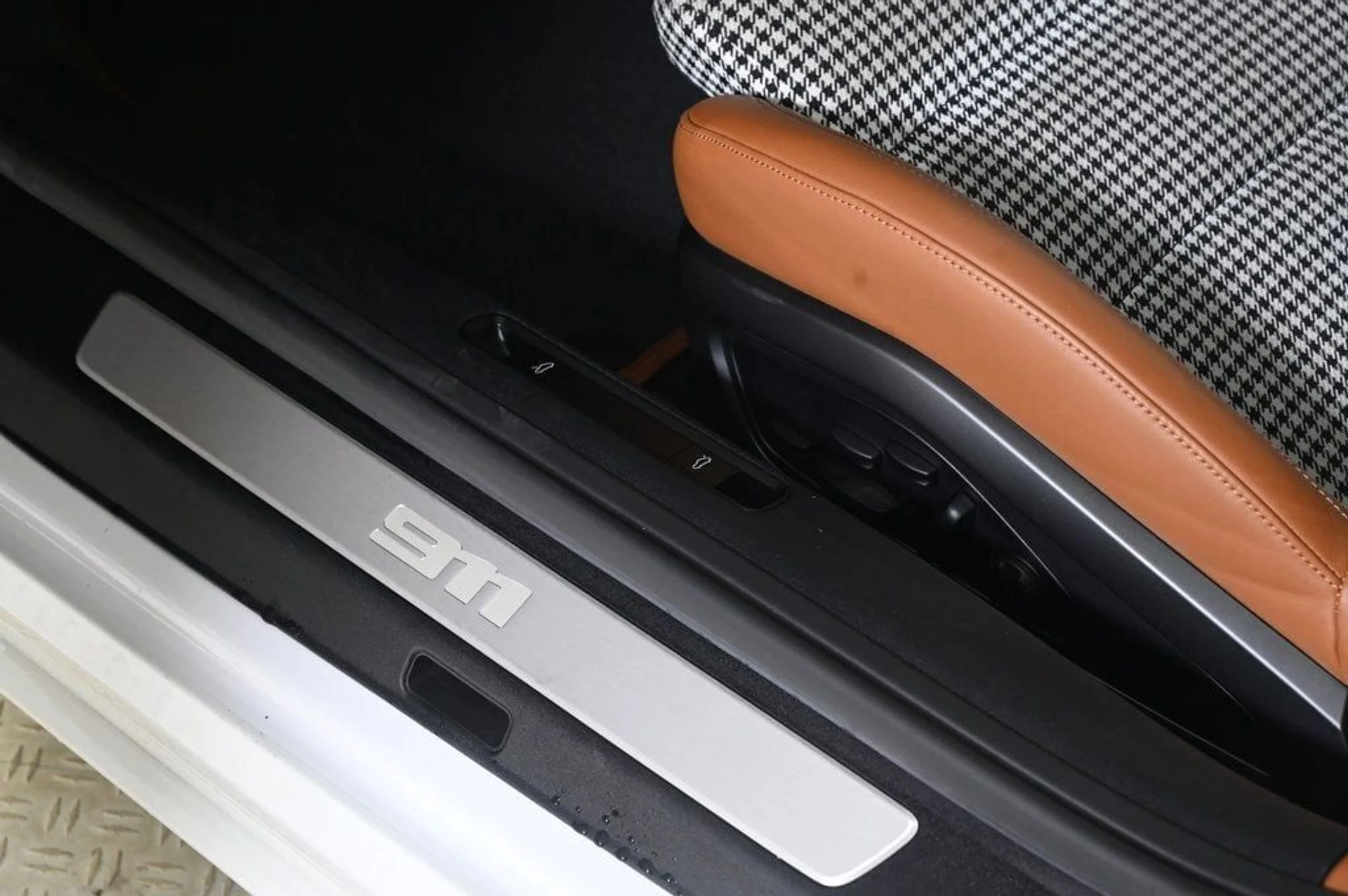 mph028_2141387437_8d5a34103c6c43d9b431c4c96a6d2763_c748b7bbf6