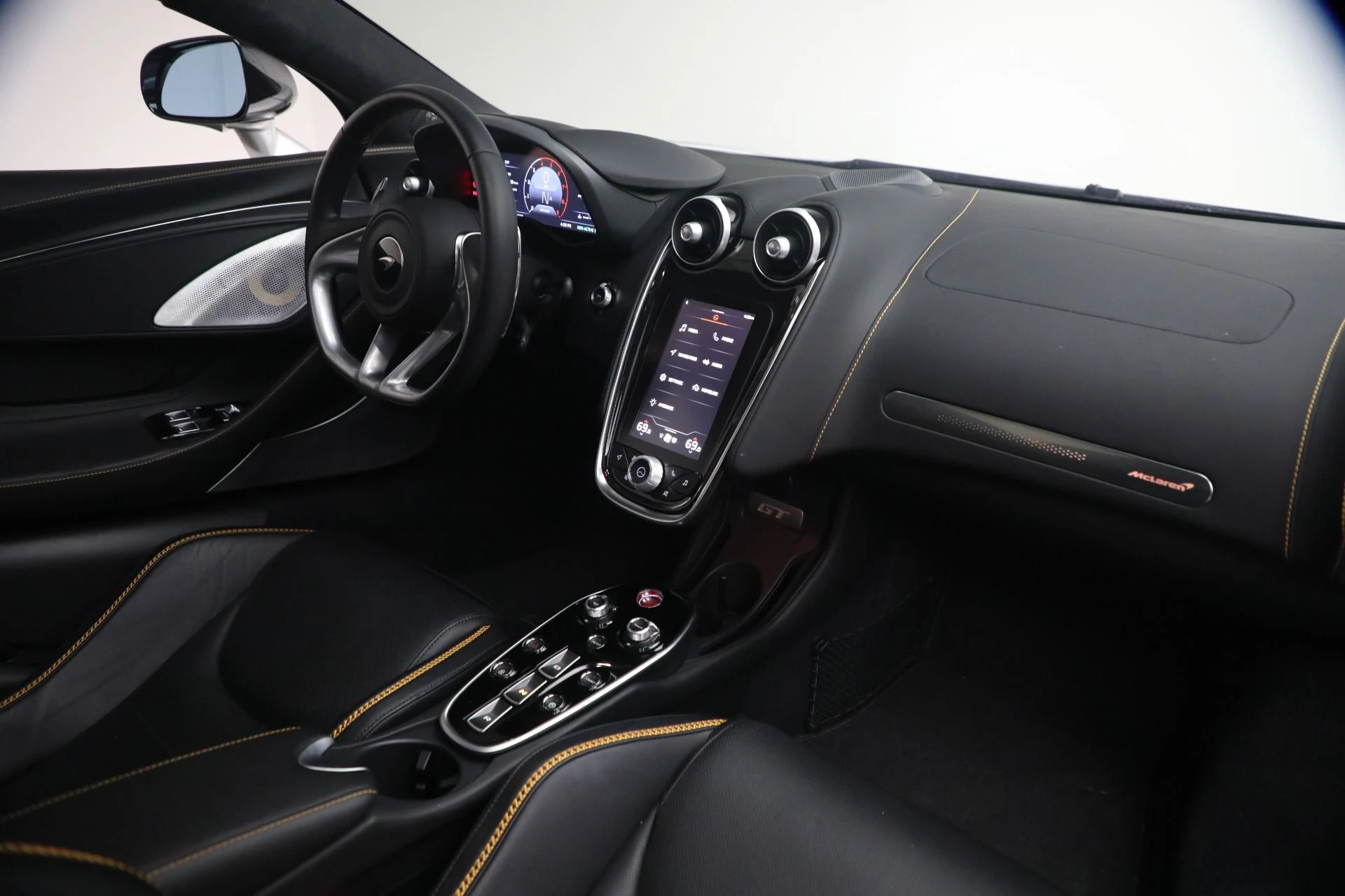 mph028_2142283757_Used_2023_Mc_Laren_GT_Luxe_782f3ae7d5