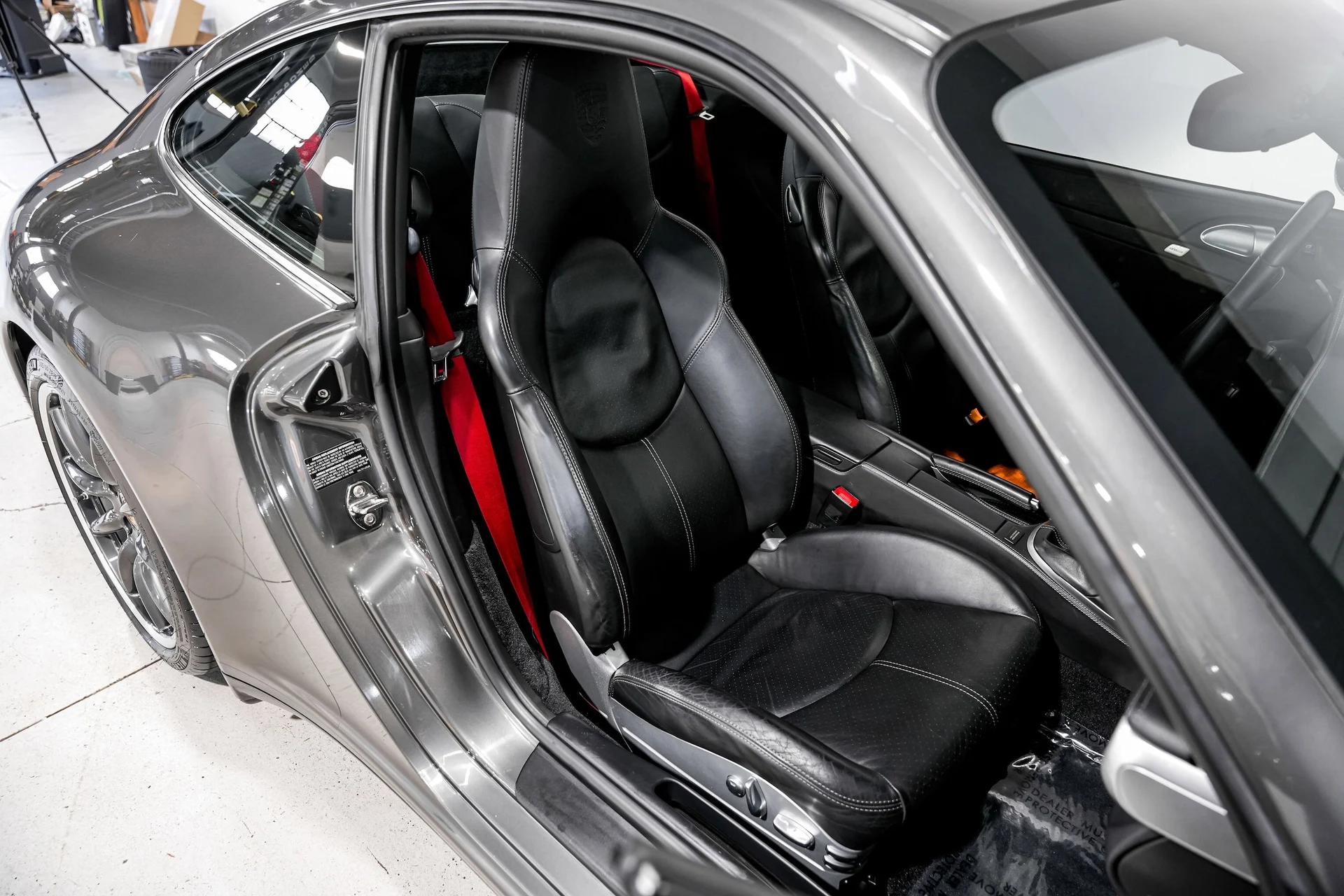 mph028_2146555852_7ed4462a24da5f847dc9c9d3f8510250x_284275857a