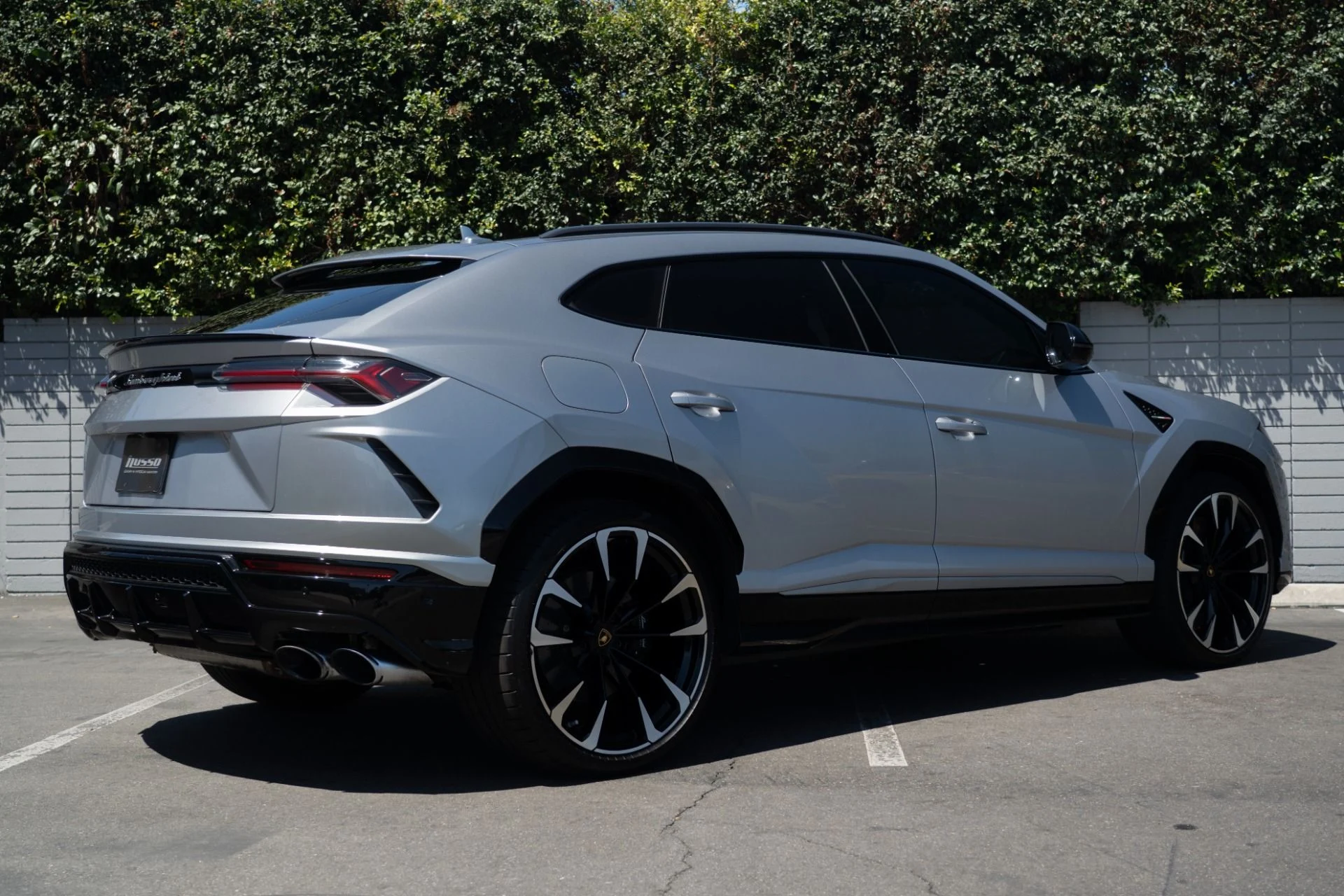 mph028_2151074639_Used_2019_Lamborghini_Urus_1755558842_2dbaaa6dca