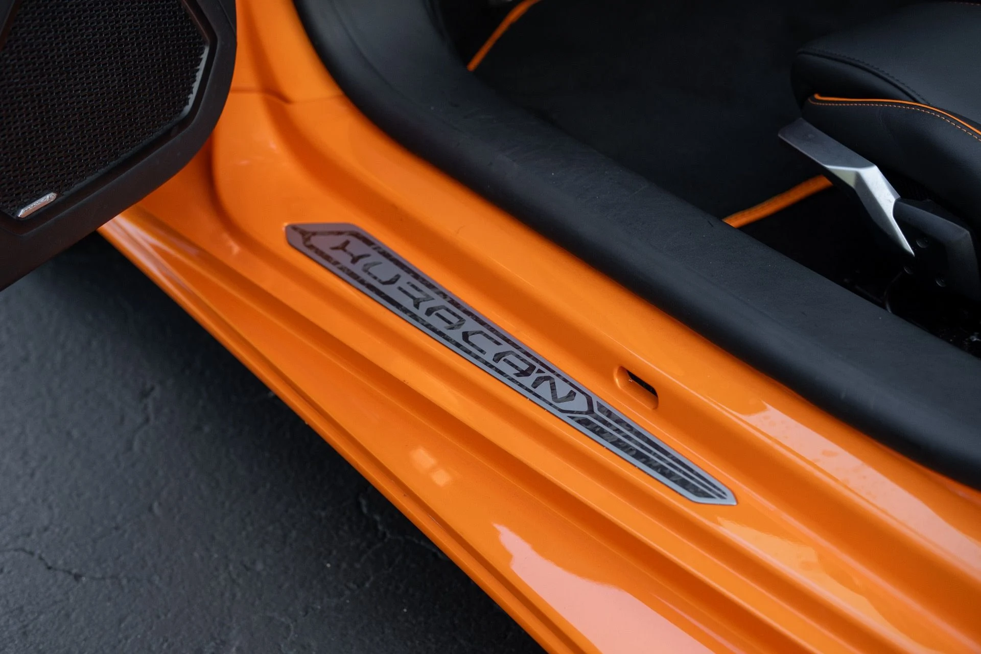 mph028_2158611839_Used_2021_Lamborghini_Huracan_EVO_Spyder_1775496293_36714b5583