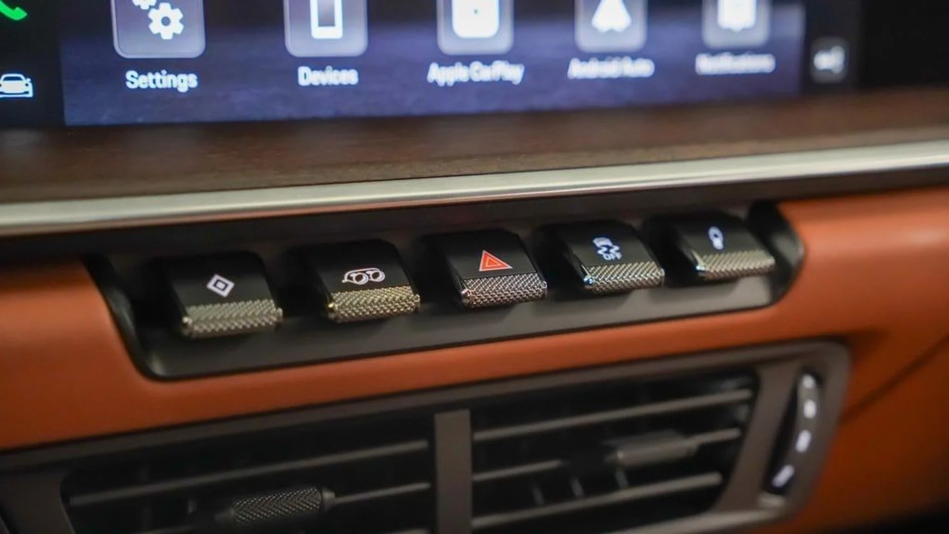 mph028_2160805609_19fc298759bf914bc6aef1149ca3085bx_9bcbd2a802