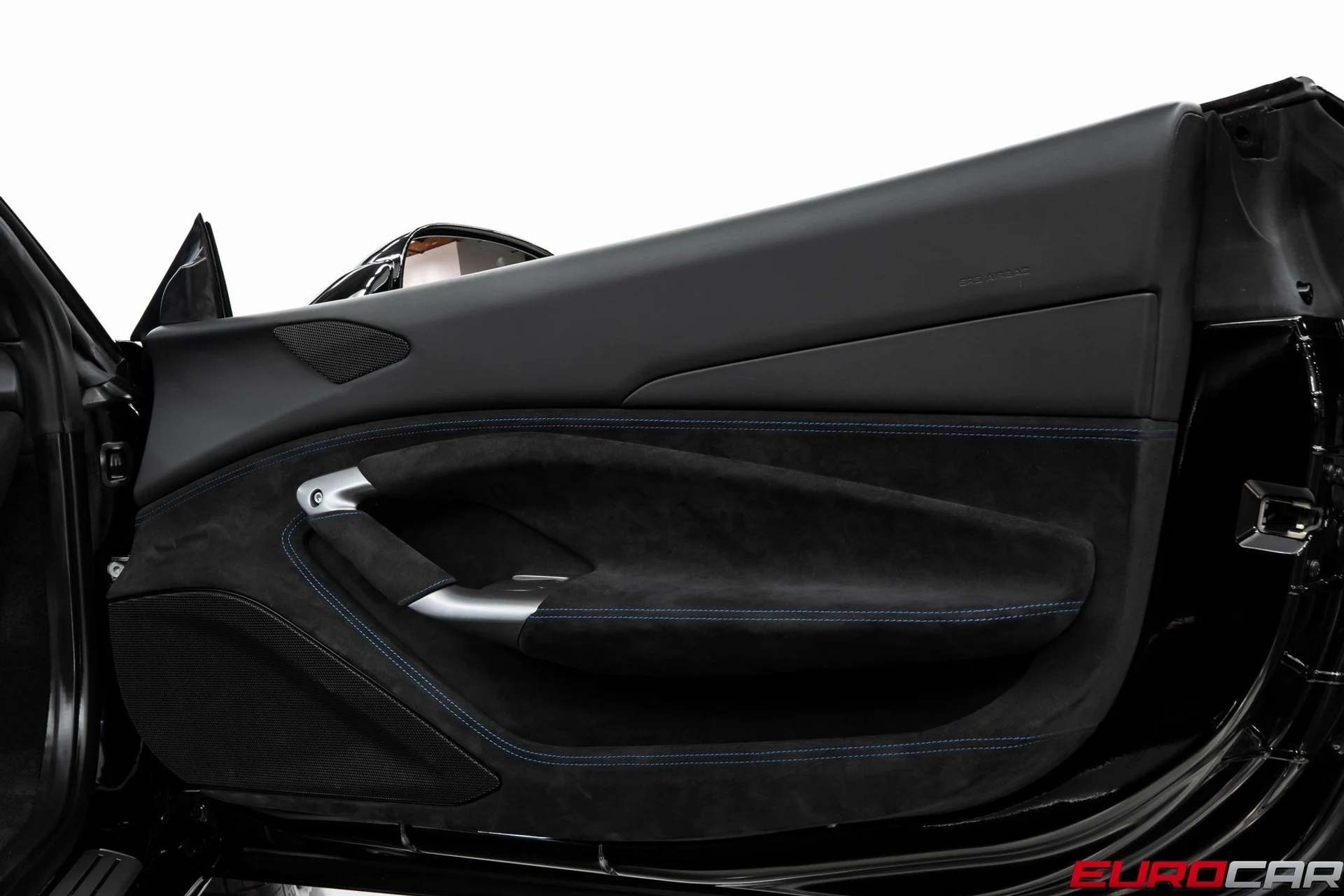 mph028_2170737285_image_29_22f6b78db9