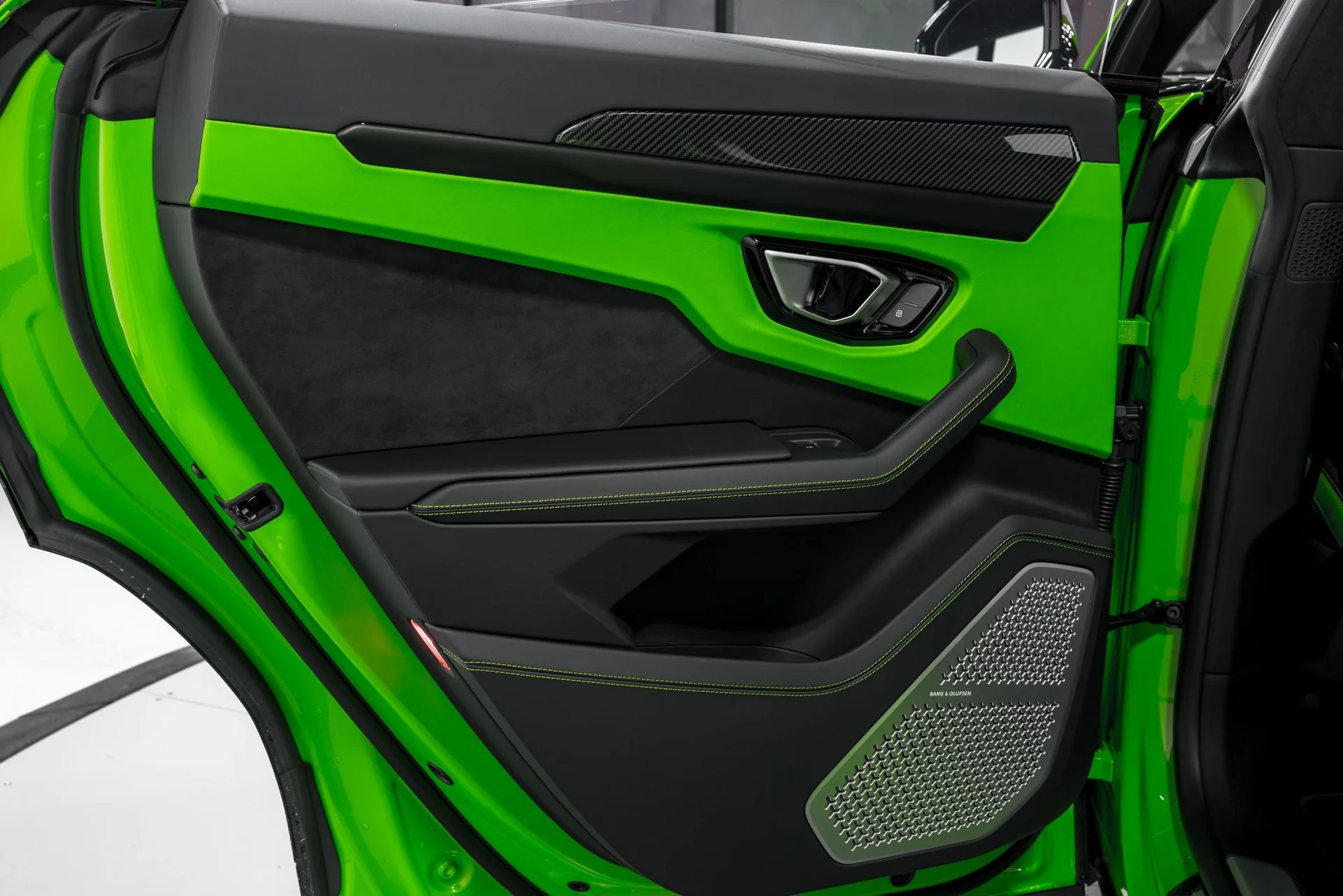 mph028_2175938902_416e036783c6dd851c6968bc0b8623bdx_b8a1c292e3