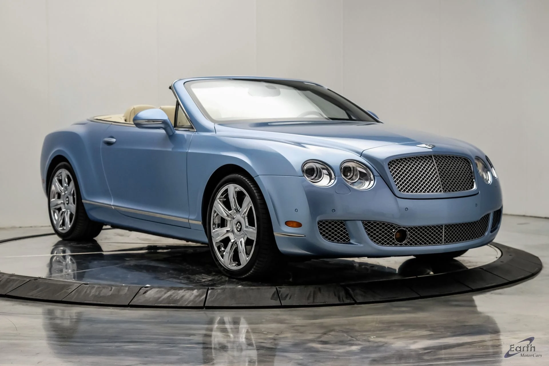 mph028_2181906917_2ccc93ccb5e08e3ffd7ff168a86c55a7x_45b3d5b5c4