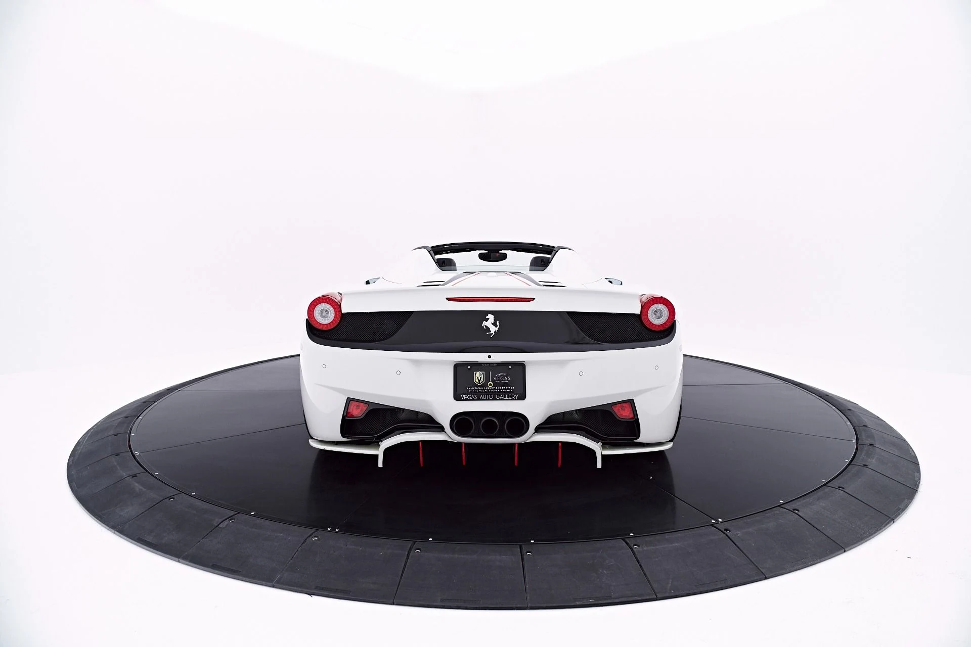 mph028_2182032698_Used_2014_Ferrari_458_Spider_Base_1781828206_a2707c100d