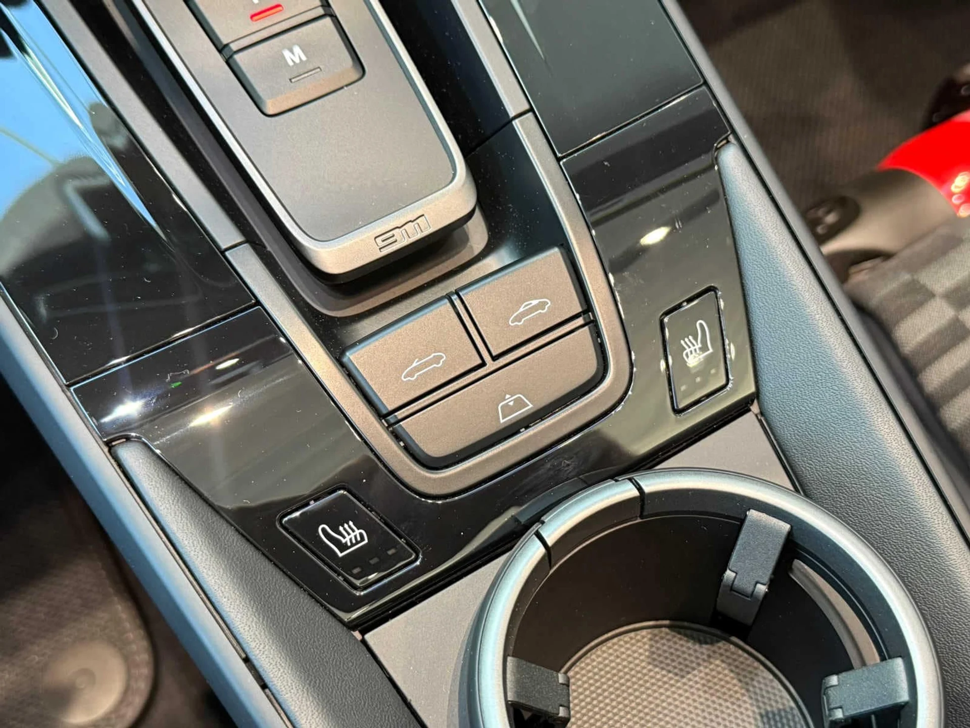 mph028_2184716104_1833e0f6949b1ae962a889bf02650bbbx_e0ebdfc319