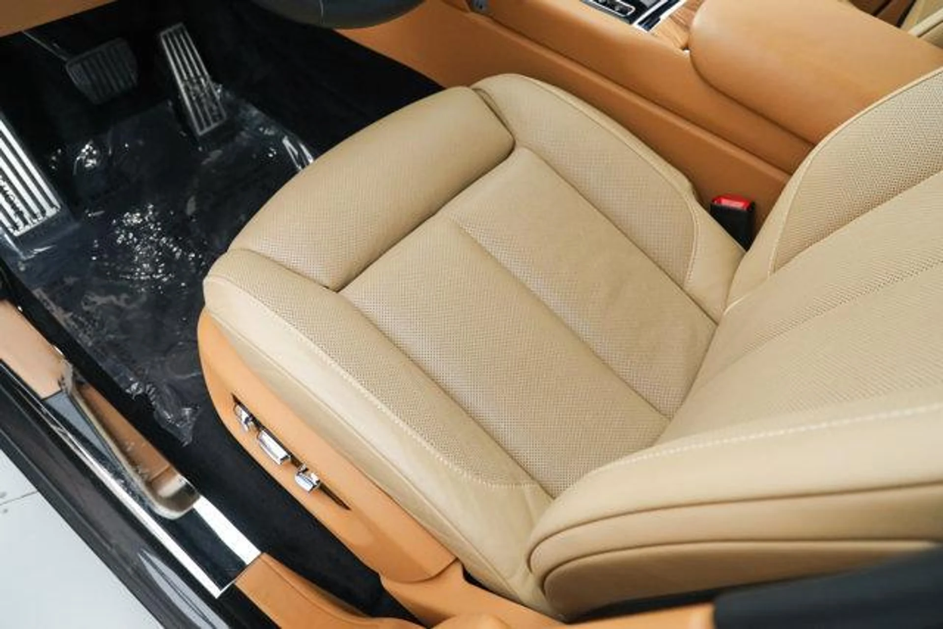 mph028_2187634432_Zl_S_Ub_H8_P369g_VB_Ro_A4_Jb3t_K8_Wb_E_d017769cef