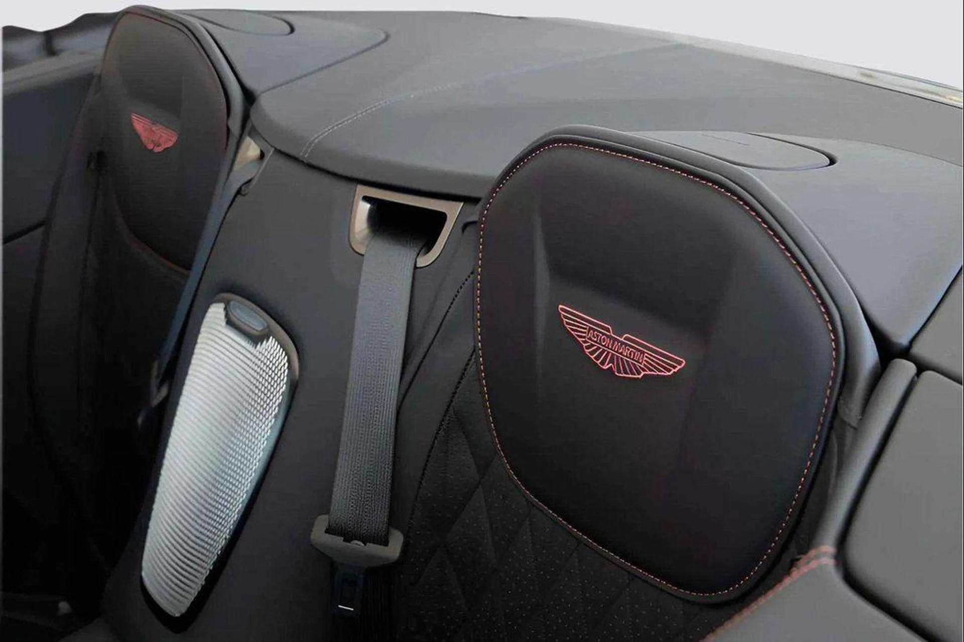 mph028_2193077581_Qx_P_Rn2h6_LGOT_8t_Hq4ujn_PM_1_Ht_Y_0b052ad5b0