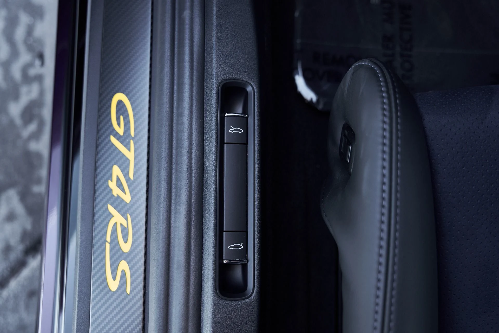 mph028_2193474642_Used_2024_Porsche_718_Cayman_GT_4_RS_1769909444_49142e79b5