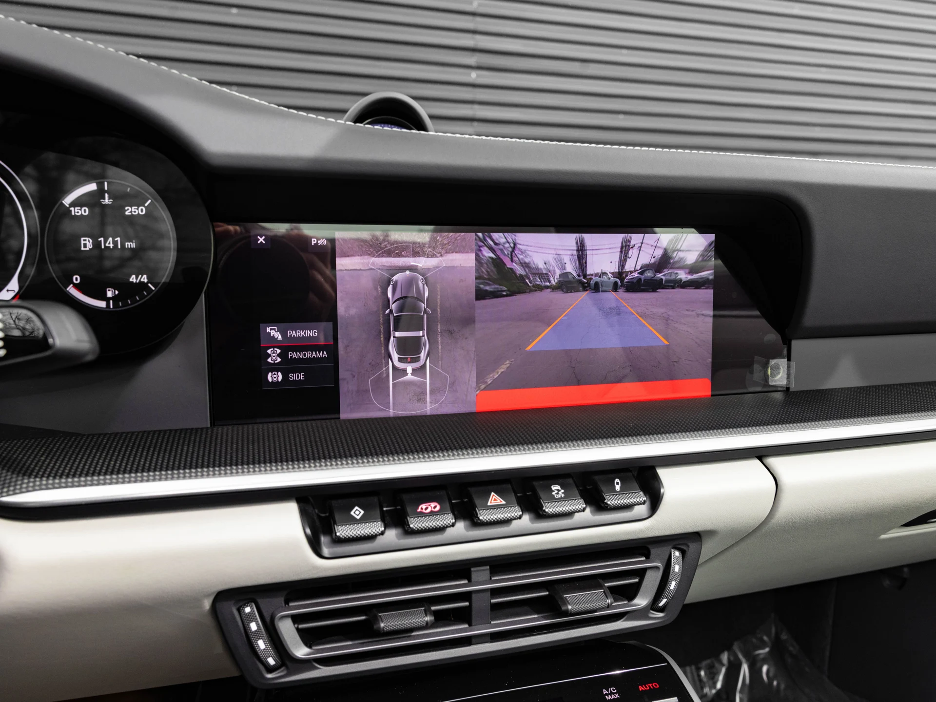 mph028_2200541406_b1a349b936166a2a14f1c4d47645396b_934963f898