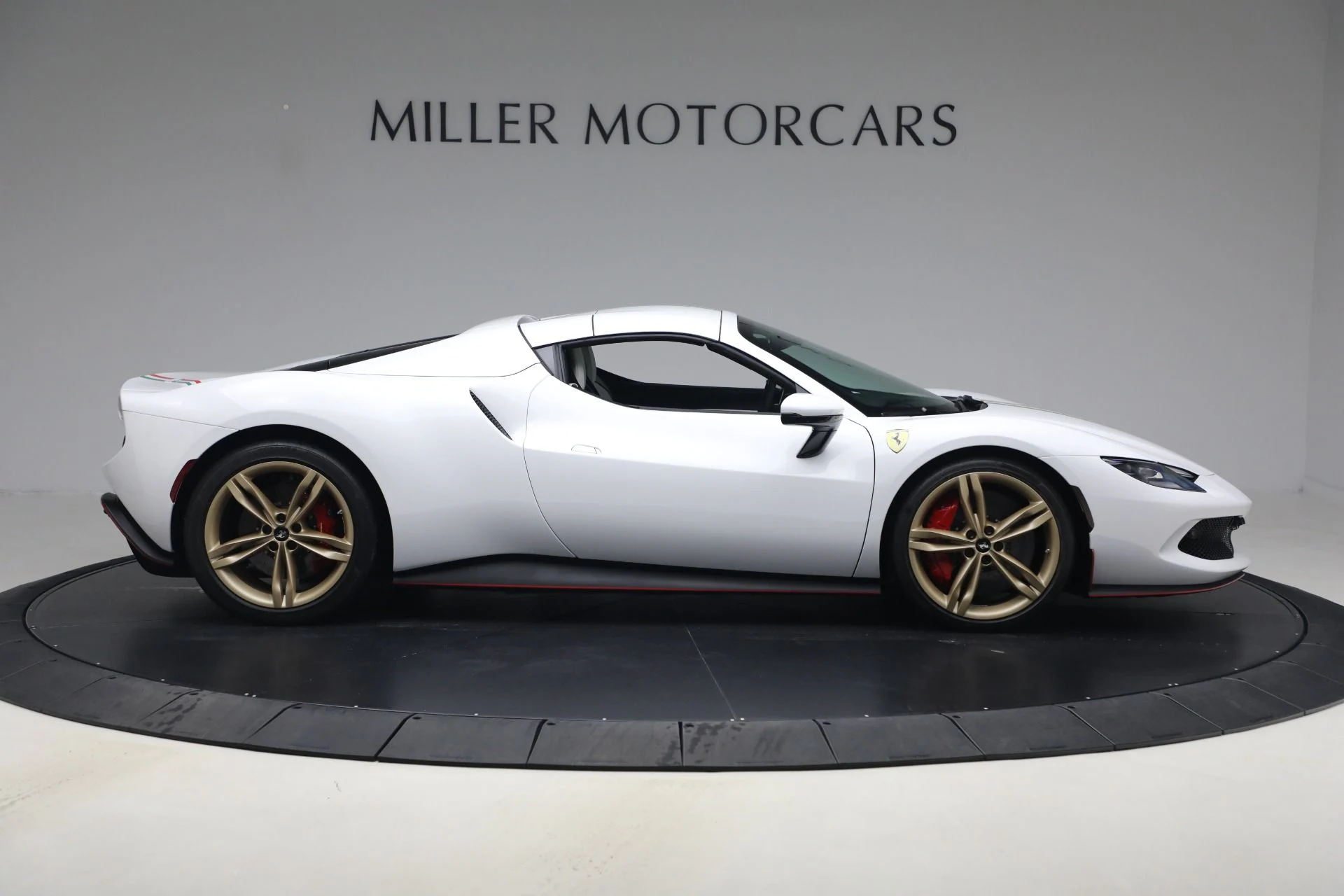 mph028_2203826847_Used_2025_Ferrari_296_GTS_1774108036_ca138f56d3