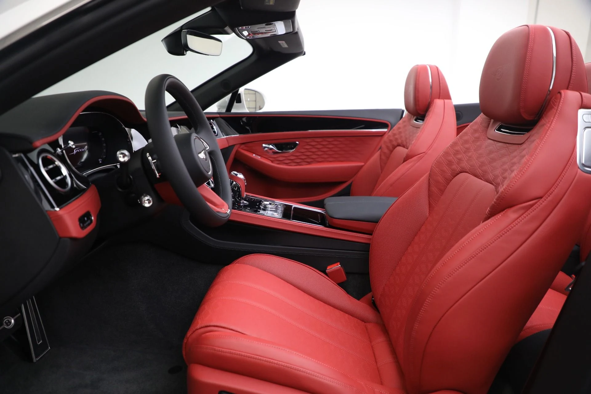 mph028_2204569511_New_2025_Bentley_Continental_GTC_Speed_6992e5daea