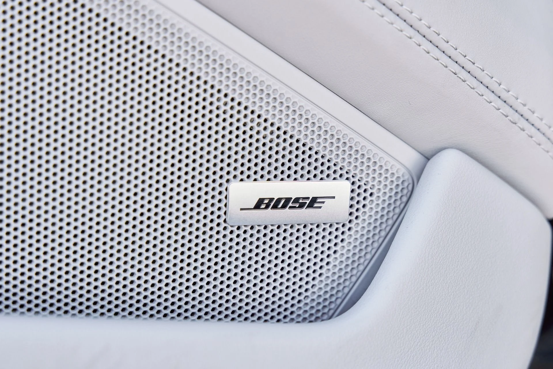 mph028_2206110029_Used_2022_Porsche_911_Turbo_S_1770670628_cd7874eb34