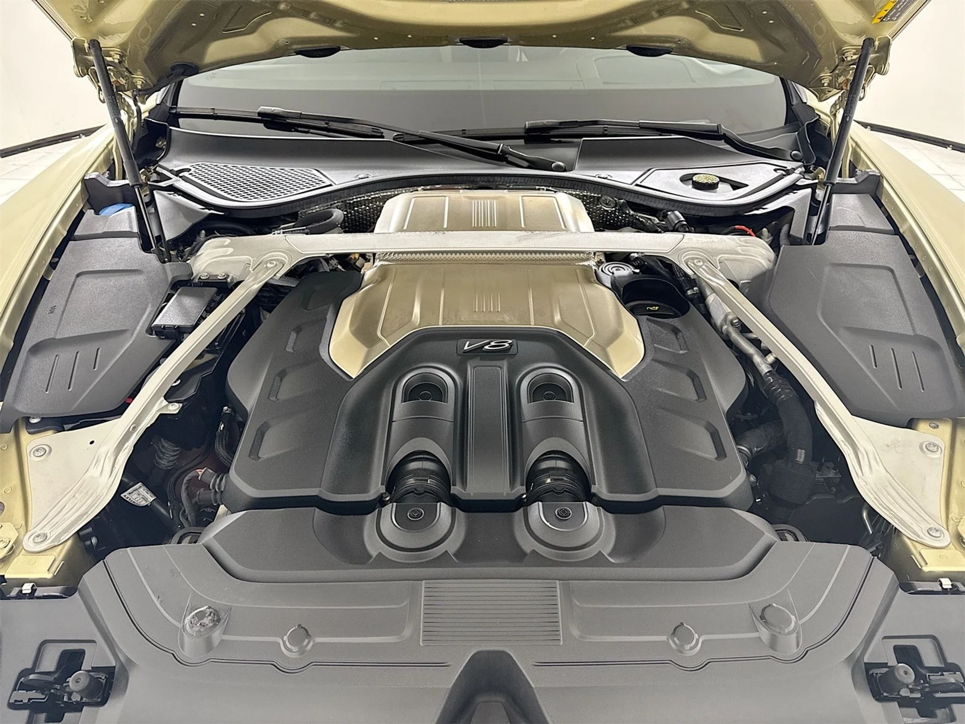 mph028_223632814_c41cdeef422704ca88ef1a23ac217aa4x_a35d508661