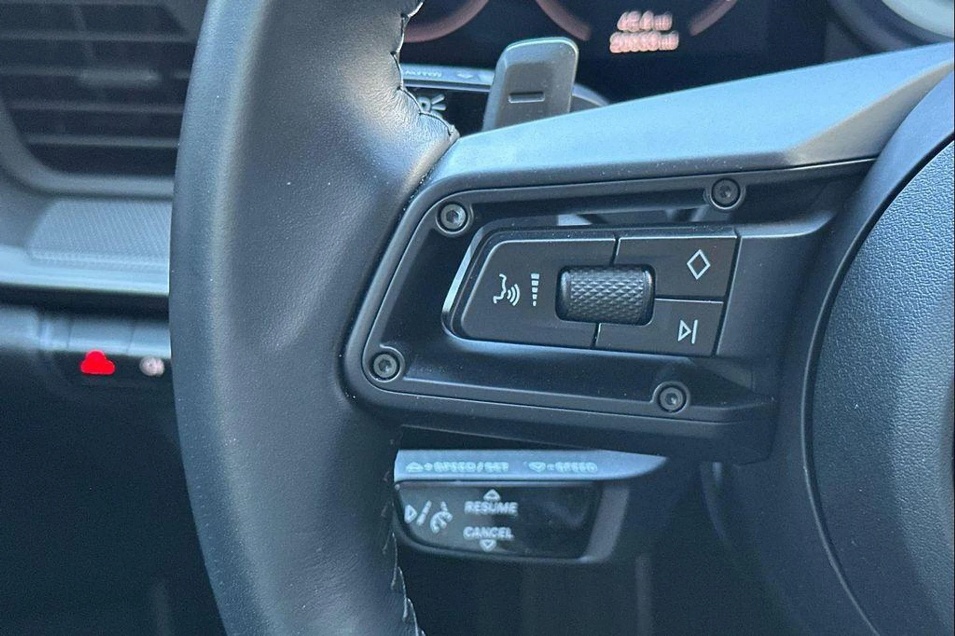 mph028_224206388_4z_HAS_Ccvp_Rfxn_Ly_Iwr_Rm_Cm3_R0bs_1de8d69464