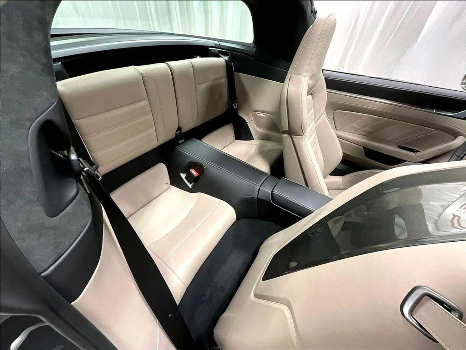 mph028_2244368166_d10l_8g_r_BV_103uvns1p_G0av4pk_e5ecf8a339