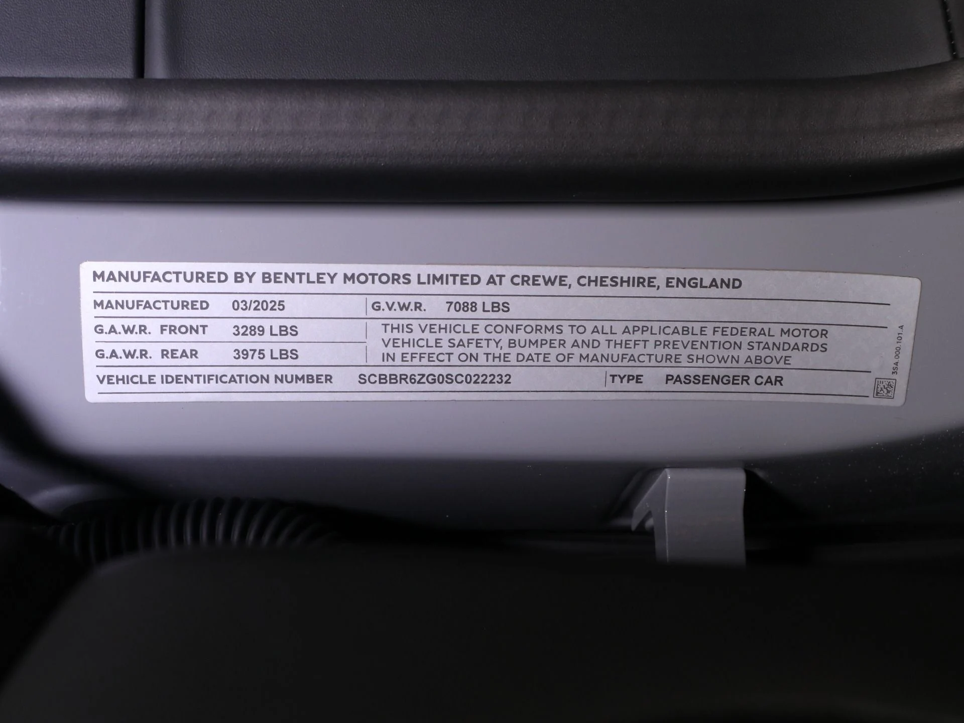 mph028_2253792961_New_2025_Bentley_Flying_Spur_Speed_1756397611_6d6b6e7e82