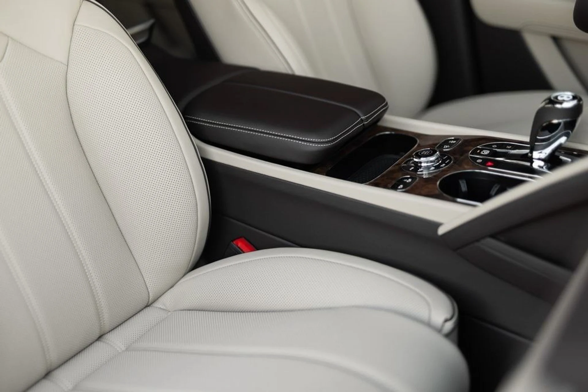 mph028_2267204781_8d02f61499b7f02a20e9f7c3f238aebax_12d7b35451