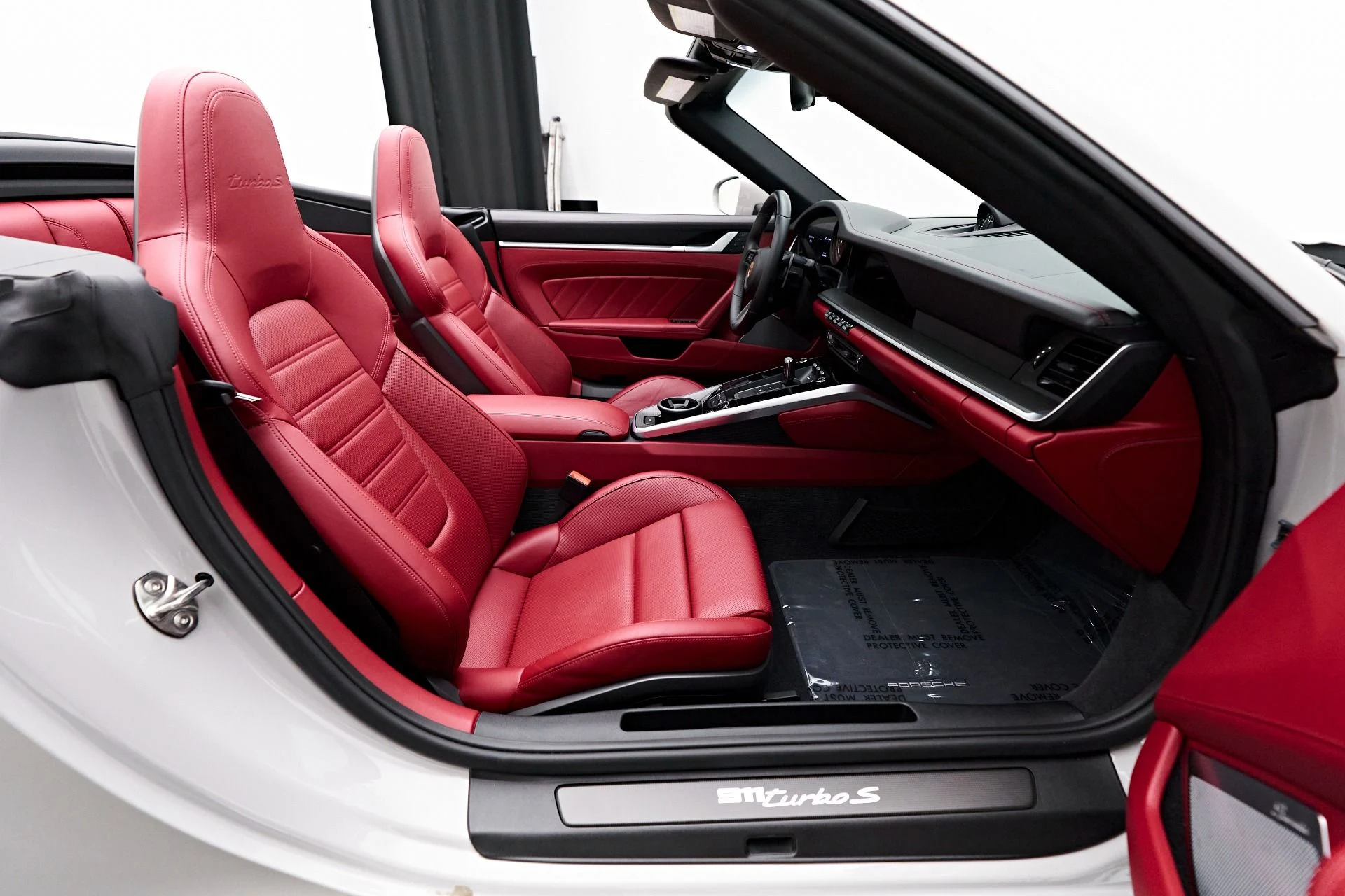 mph028_2268718232_Used_2022_Porsche_911_Turbo_S_1710196275_ef339d427e