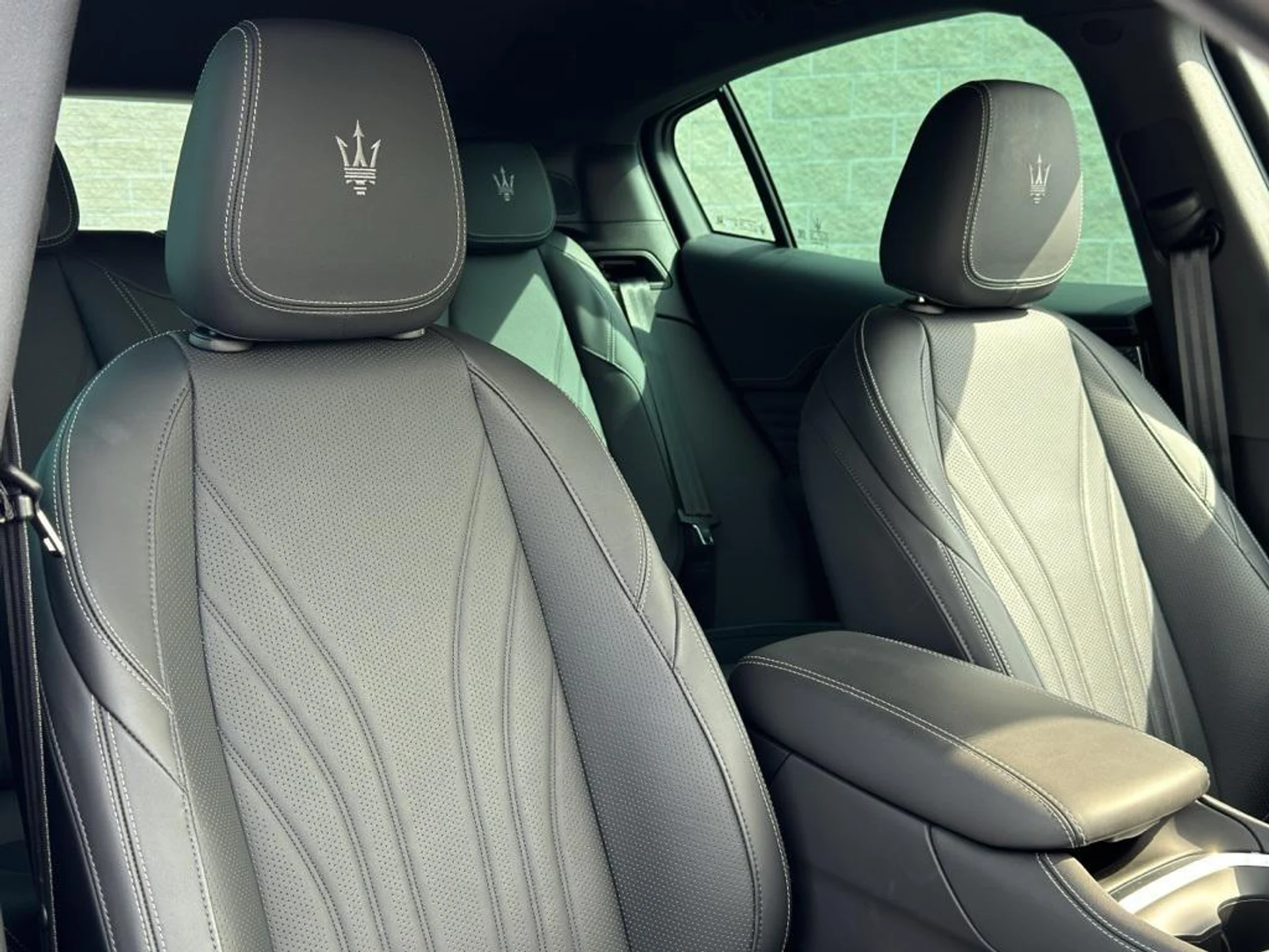 mph028_2273795783_IFY_9n2_Lo_Vc_Qj_UG_2p_c_PJ_Iv_E0_NY_a7364422e0