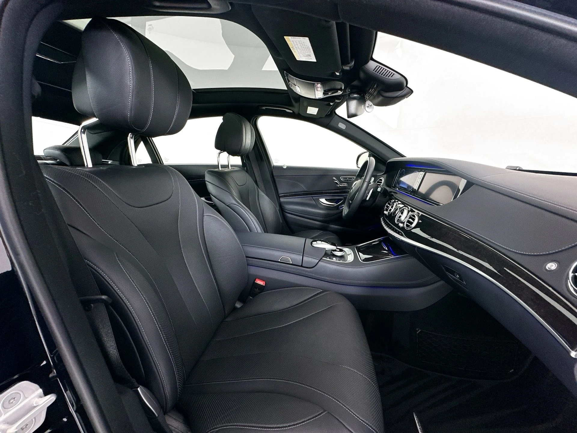 mph028_227436008_125e2c28625b9ac67e79d937a4f2c159x_f7760d62e0